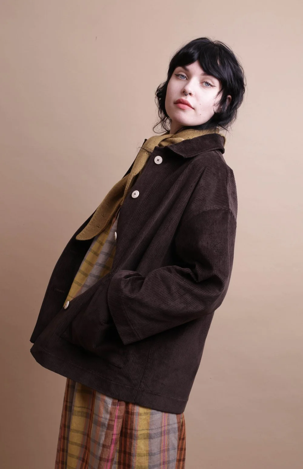 Nadinoo_Coffee_corduroy_workers_Jacket_18.jpg
