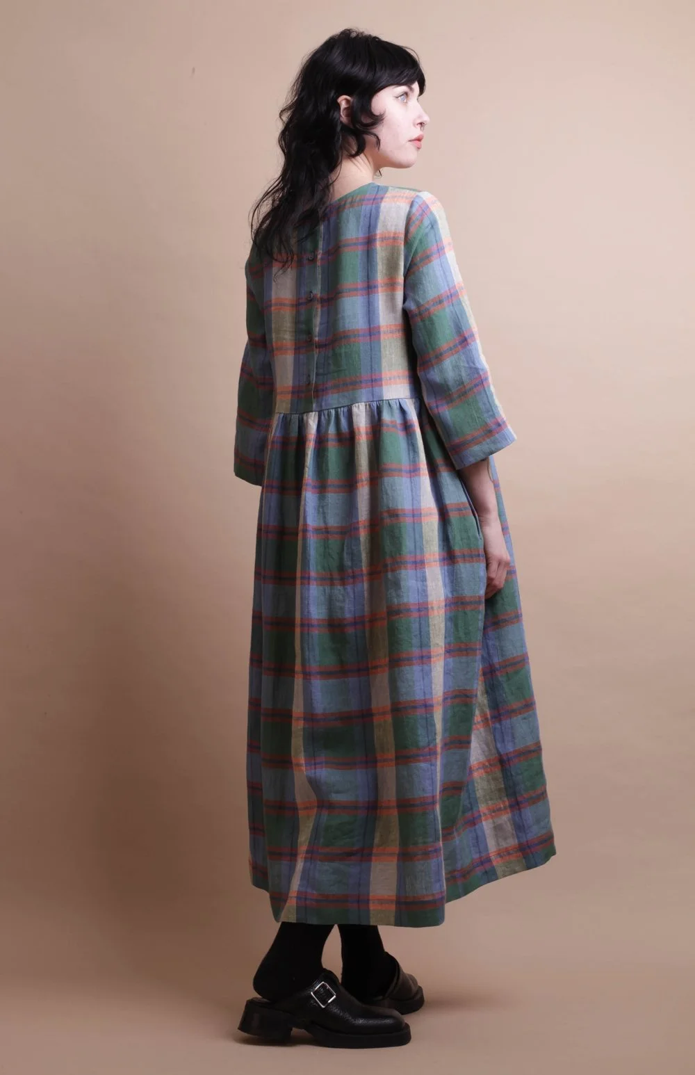 Nadinoo_blue_green_plaid_dress_6.jpg