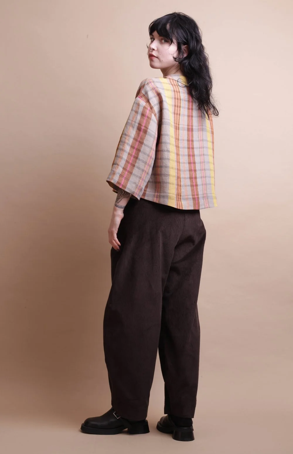 Nadinoo_grey_plaid_town_shirt_11.jpg