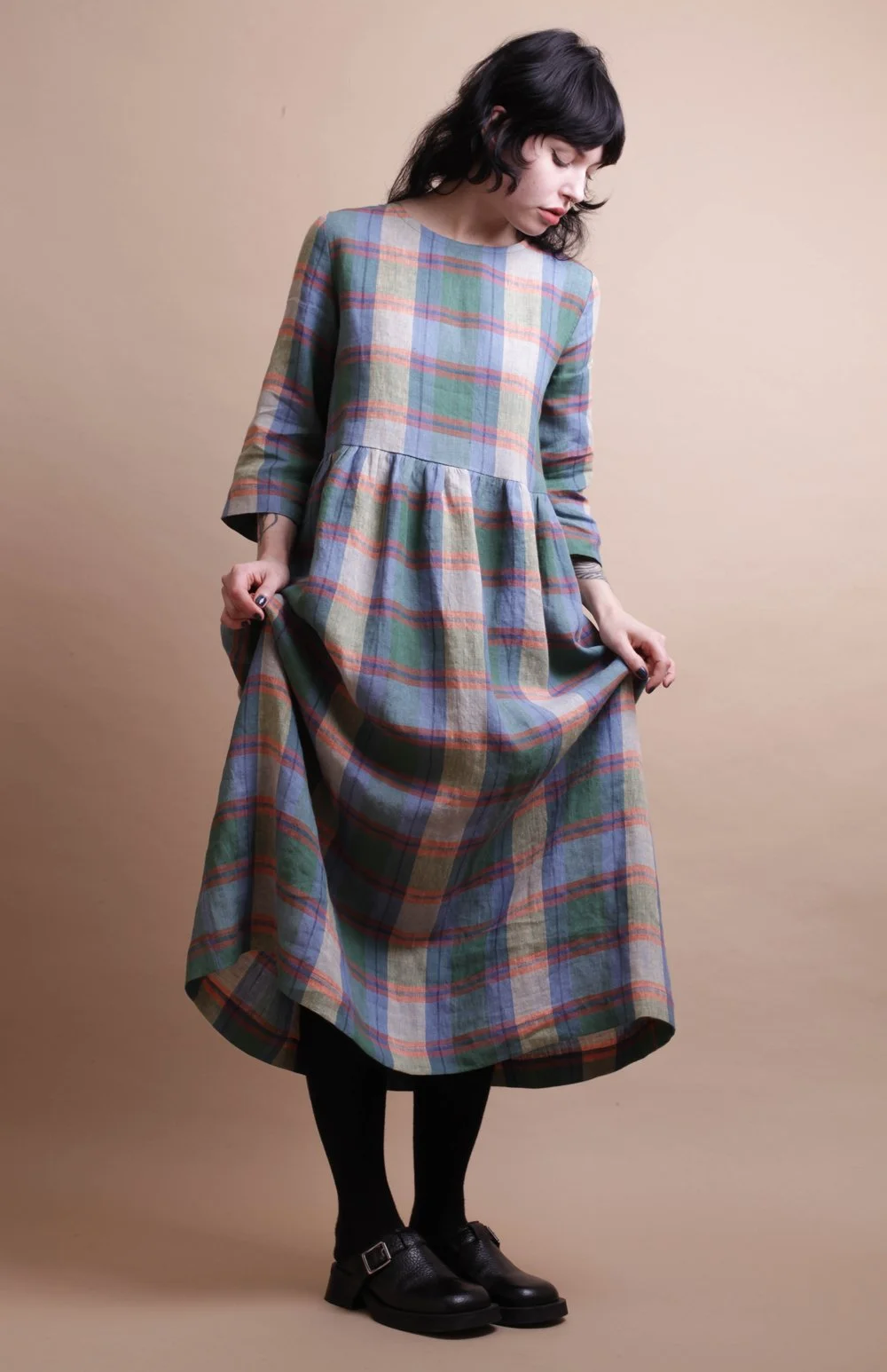 Nadinoo_blue_green_plaid_dress_10.jpg