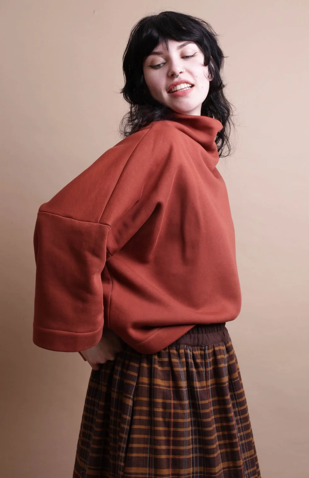 Nadinoo_rust_Painters_fleece_15.jpg