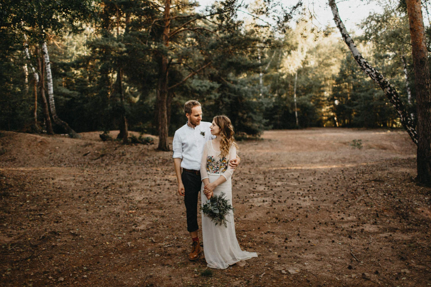 couple posing