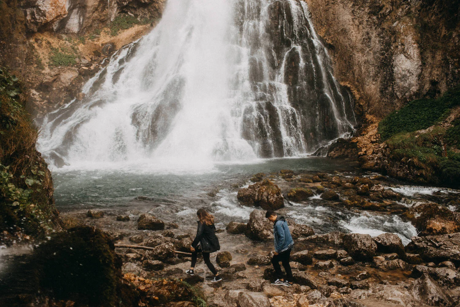 oregon-waterfall-wedding-12.jpg