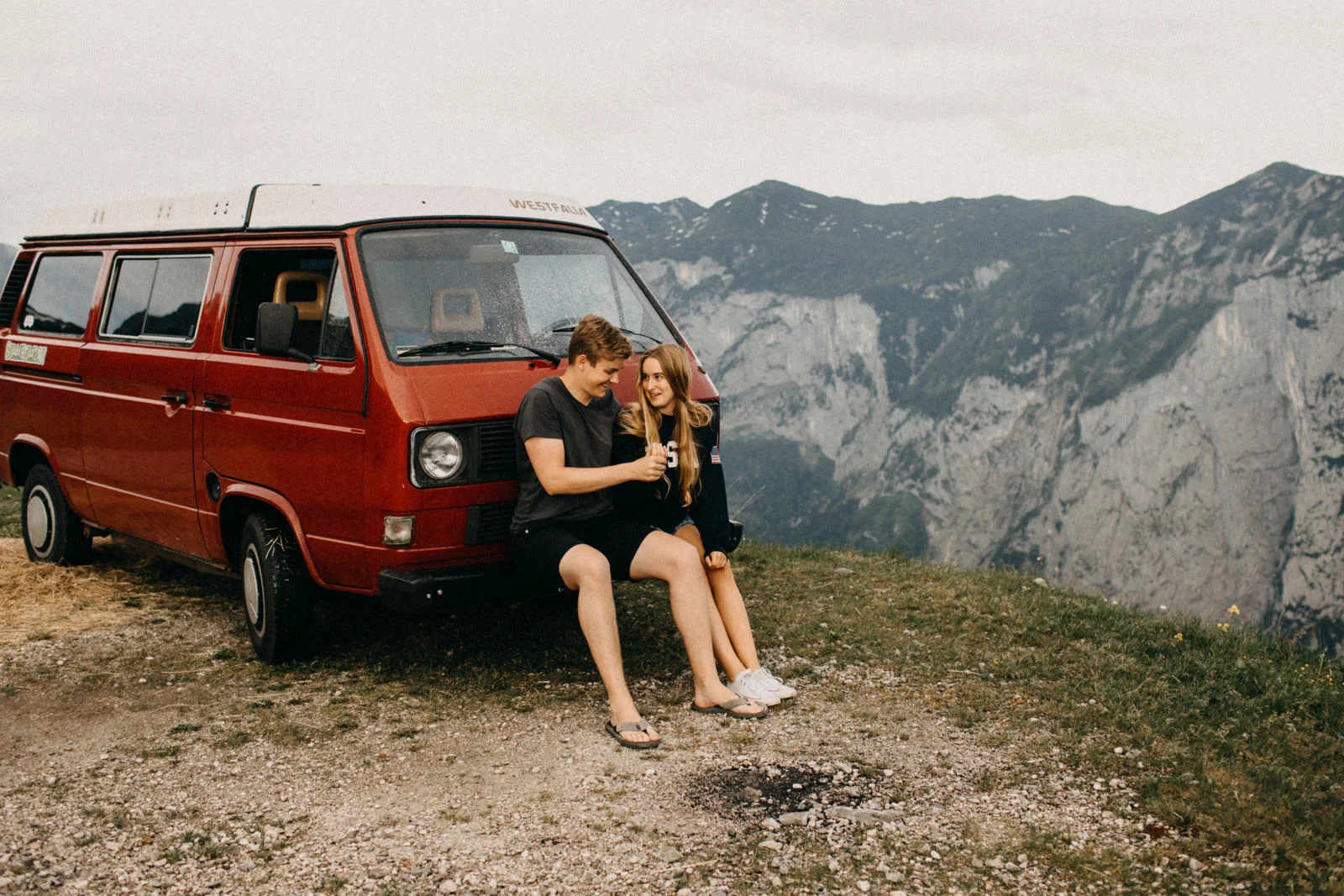 vw bus couple session