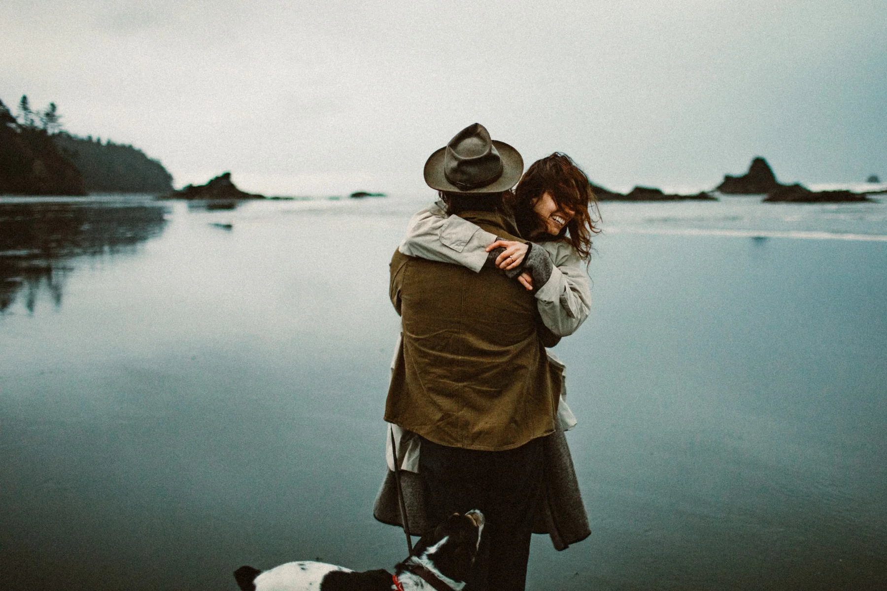 ruby-beach-1924us-engagement-photos-15.jpg