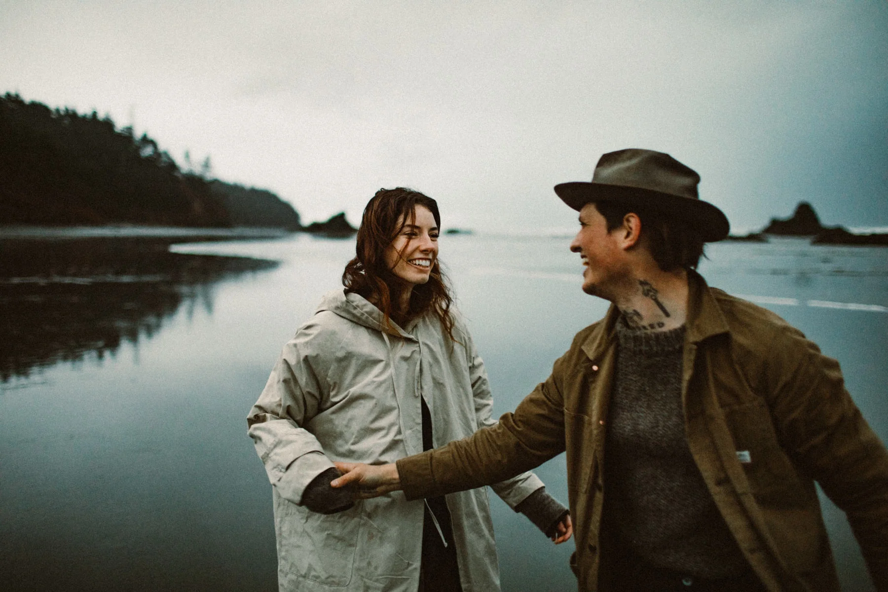 ruby-beach-1924us-engagement-photos-19.jpg
