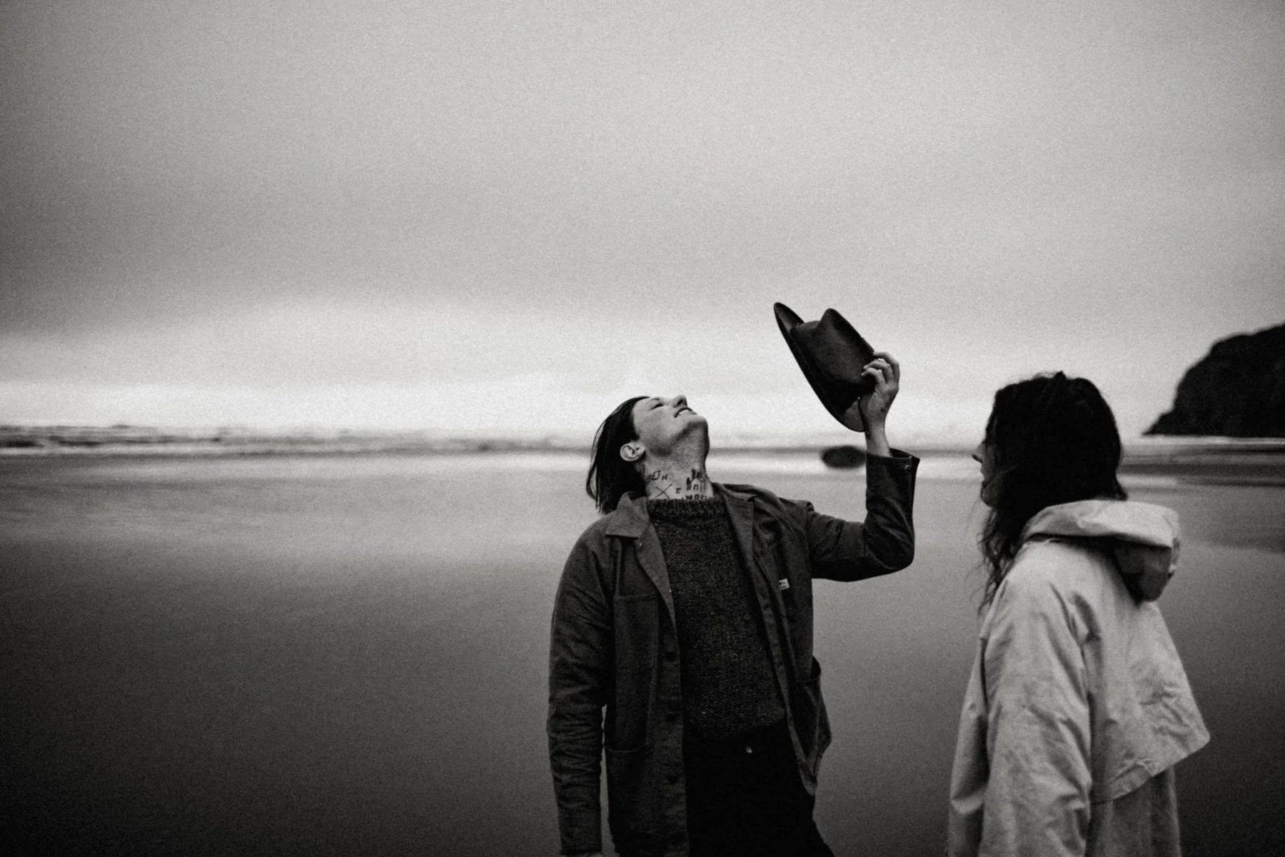 ruby-beach-1924us-engagement-photos-21.jpg