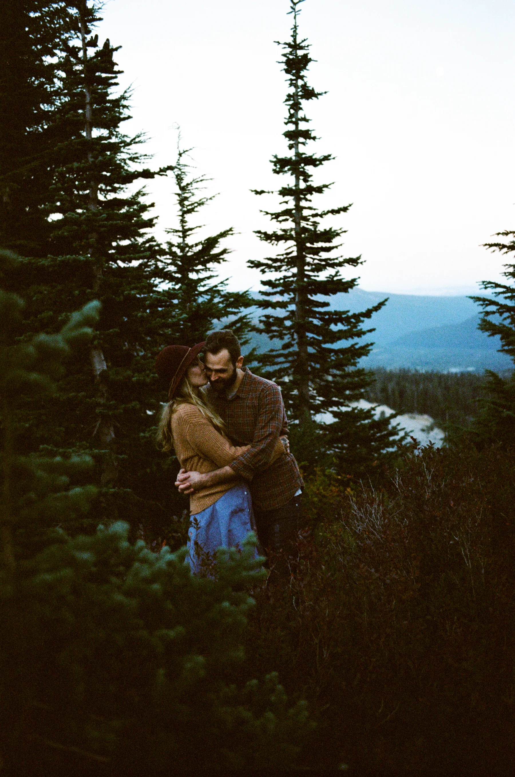 engagement photo Mt Hood Oregon