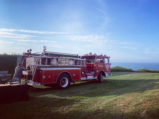 Can&rsquo;t beat this view! Still plenty of summer left 🍕🚒🔥 #3rdalarmpizza #firetruckpizzaparty