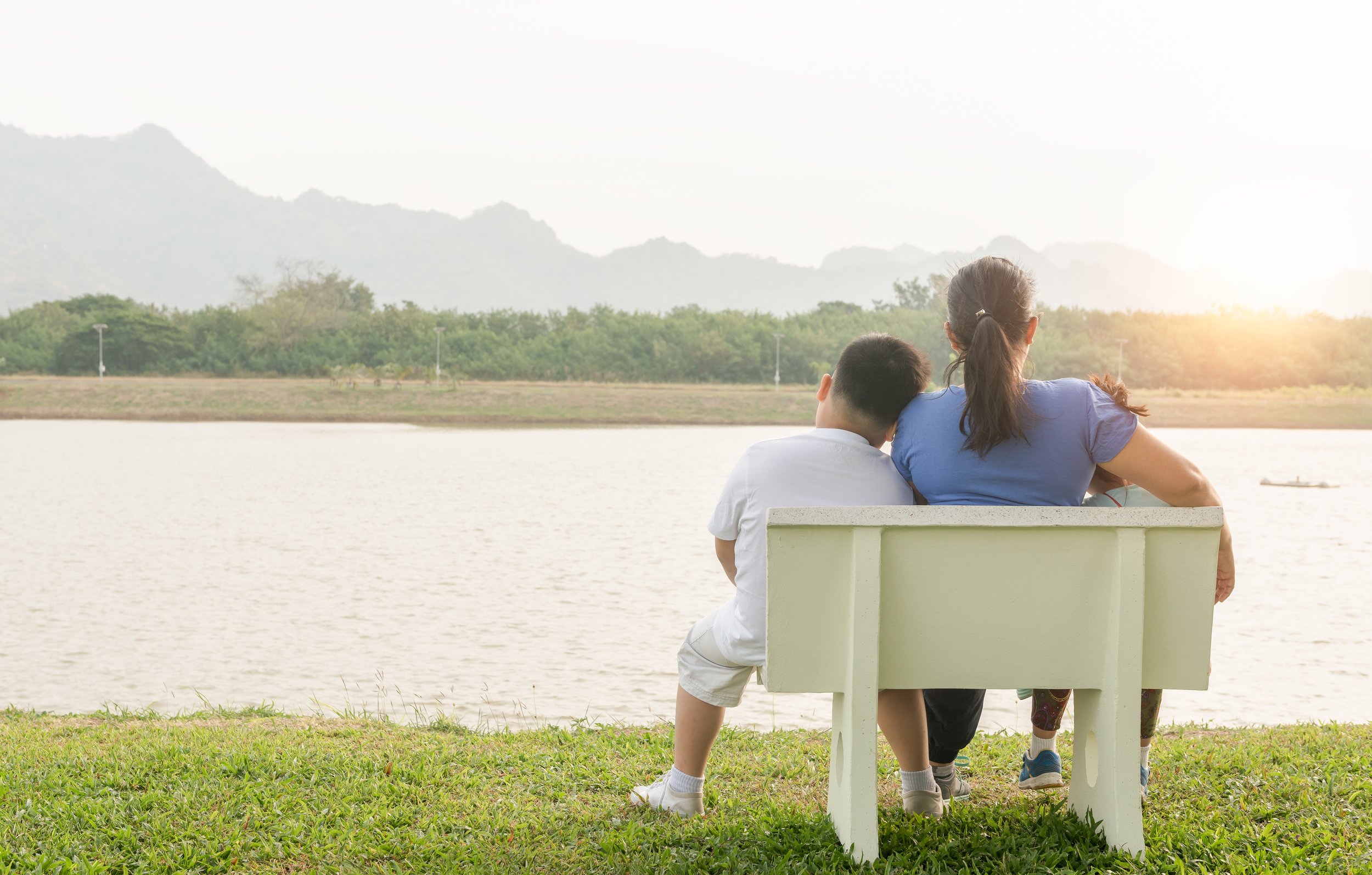 SAHM Seeks Friends