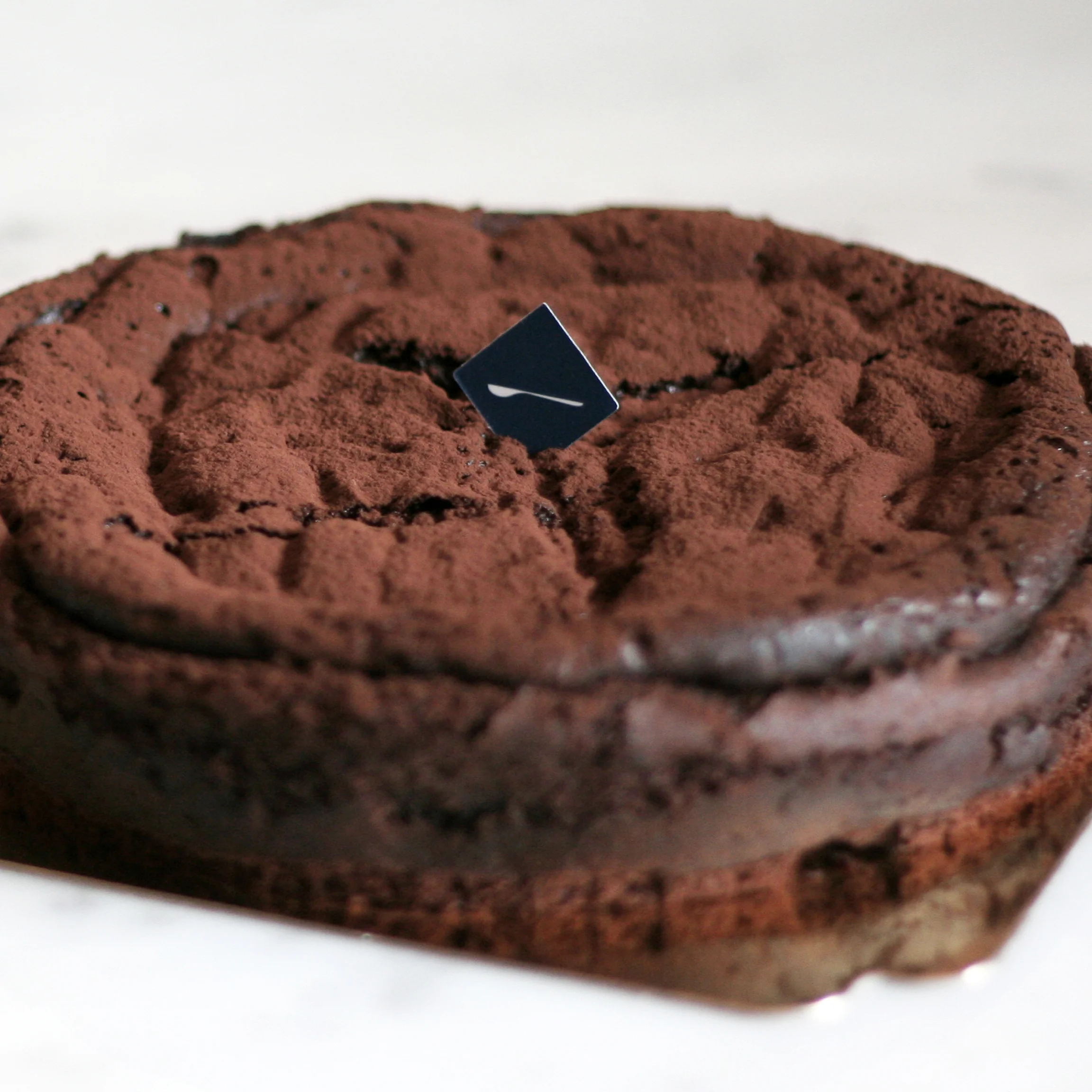 : FLOURLESS CHOCOLATE CAKE :