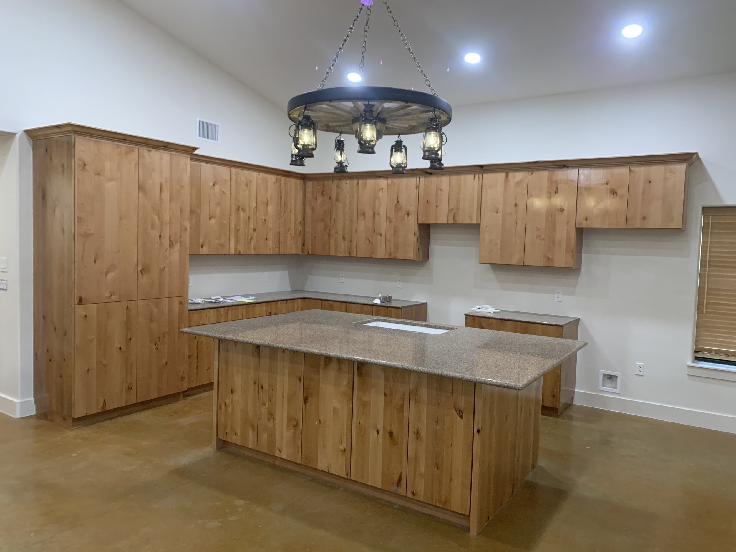 Knotty Alder Kitchen - Lake Buchanan