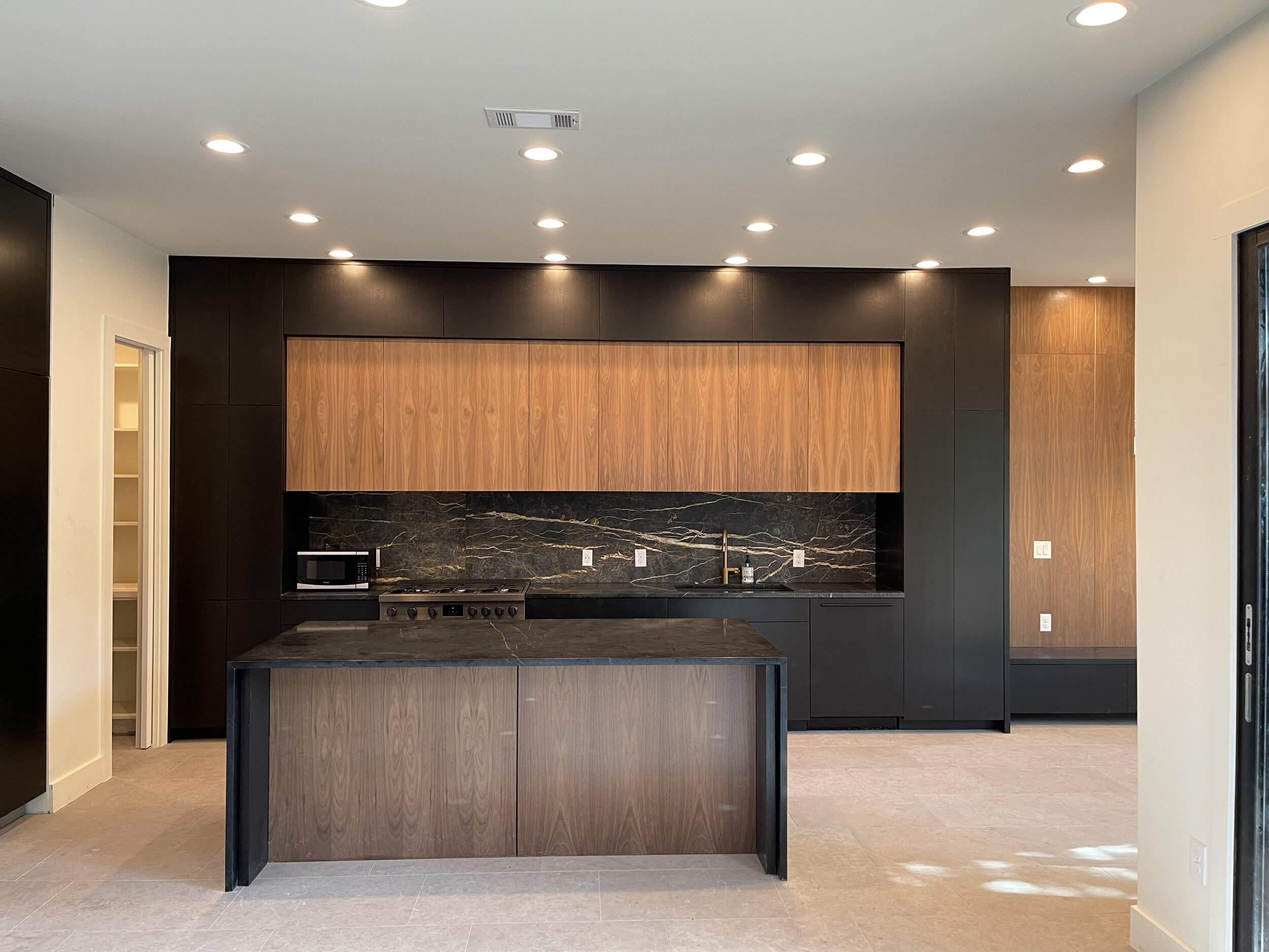 Stained White Oak &amp; Walnut Kitchen