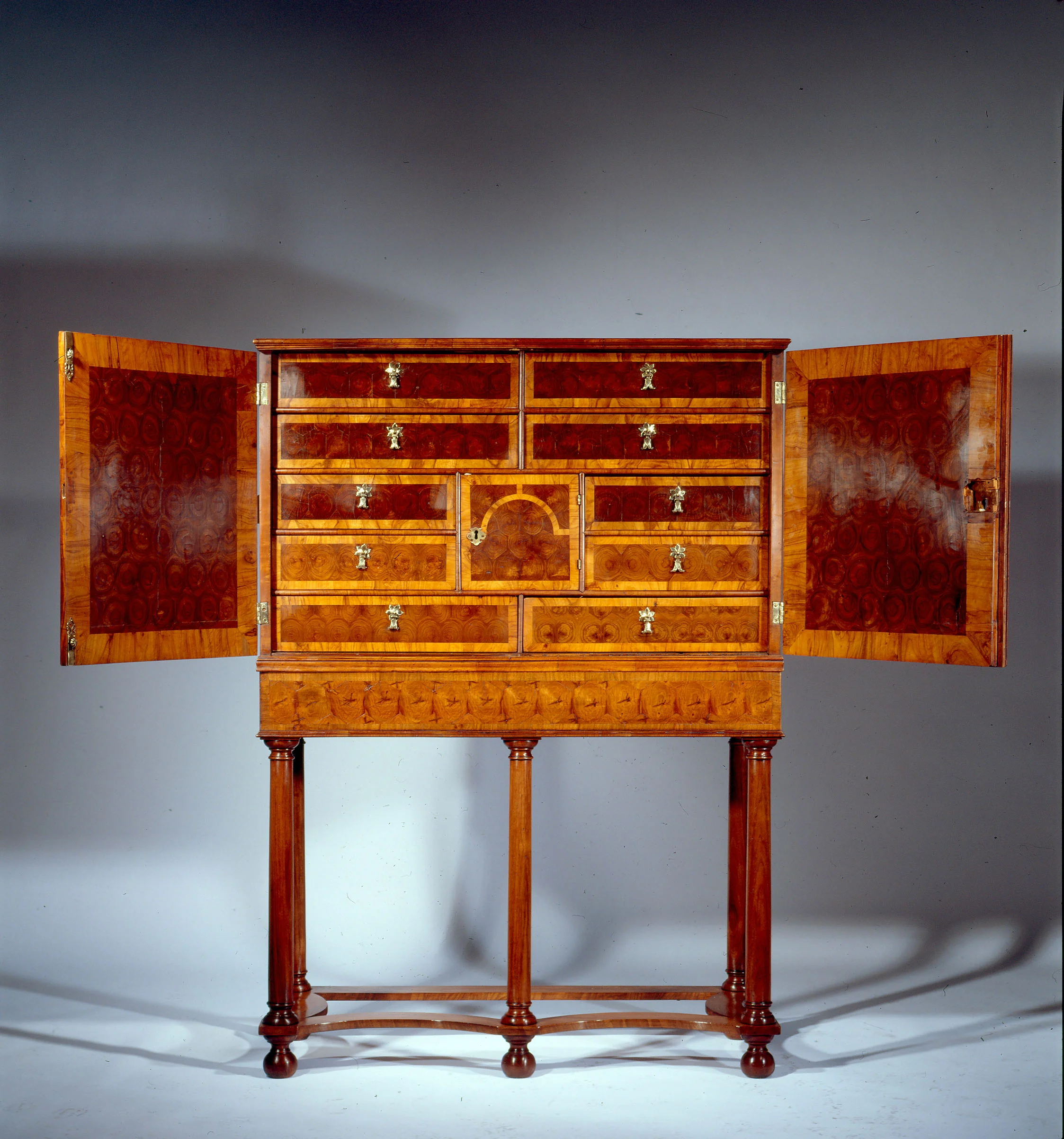 Oyster Cabinet 2.jpg