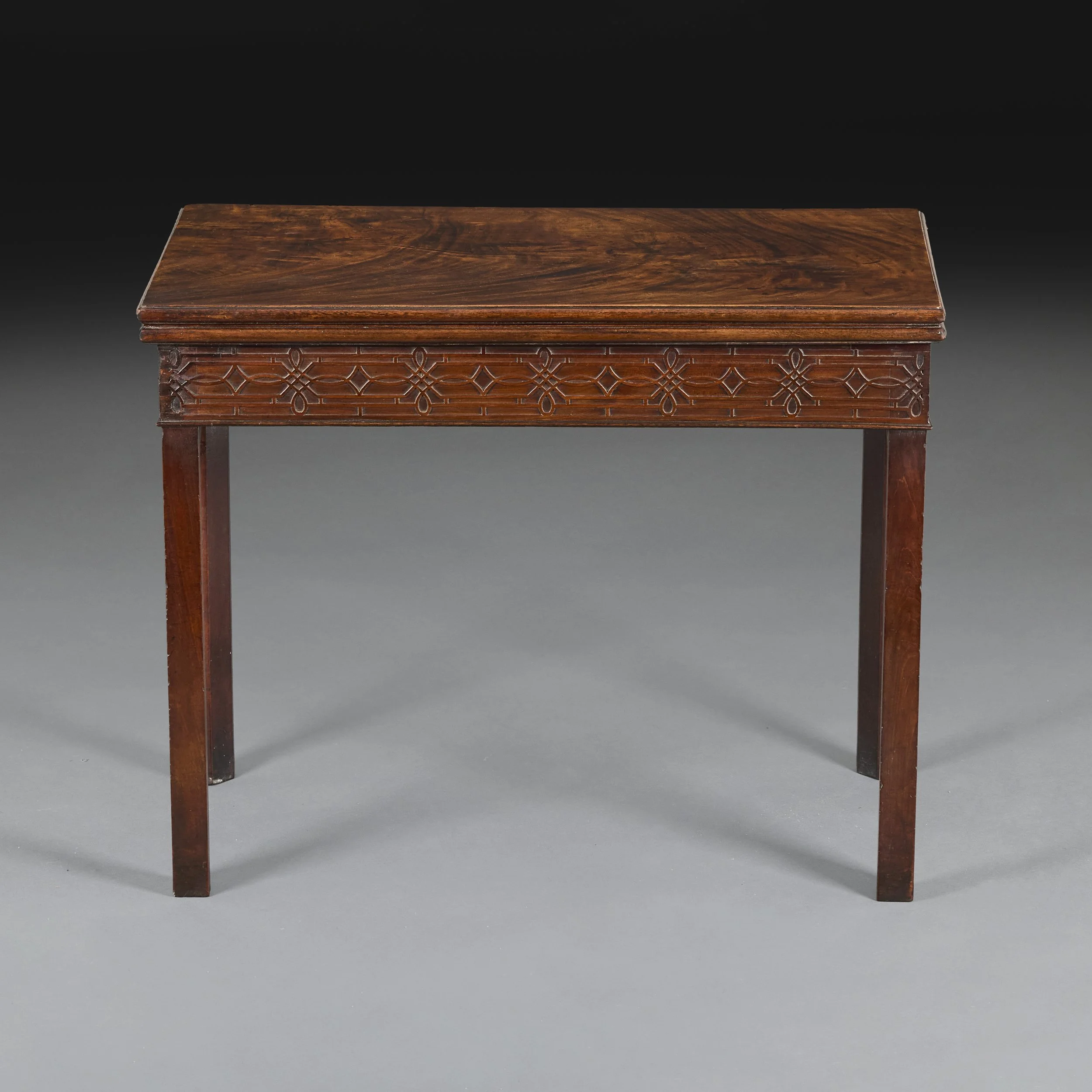 A MID 18TH CENTURY CHINESE CHIPPENDALE TEA TABLE