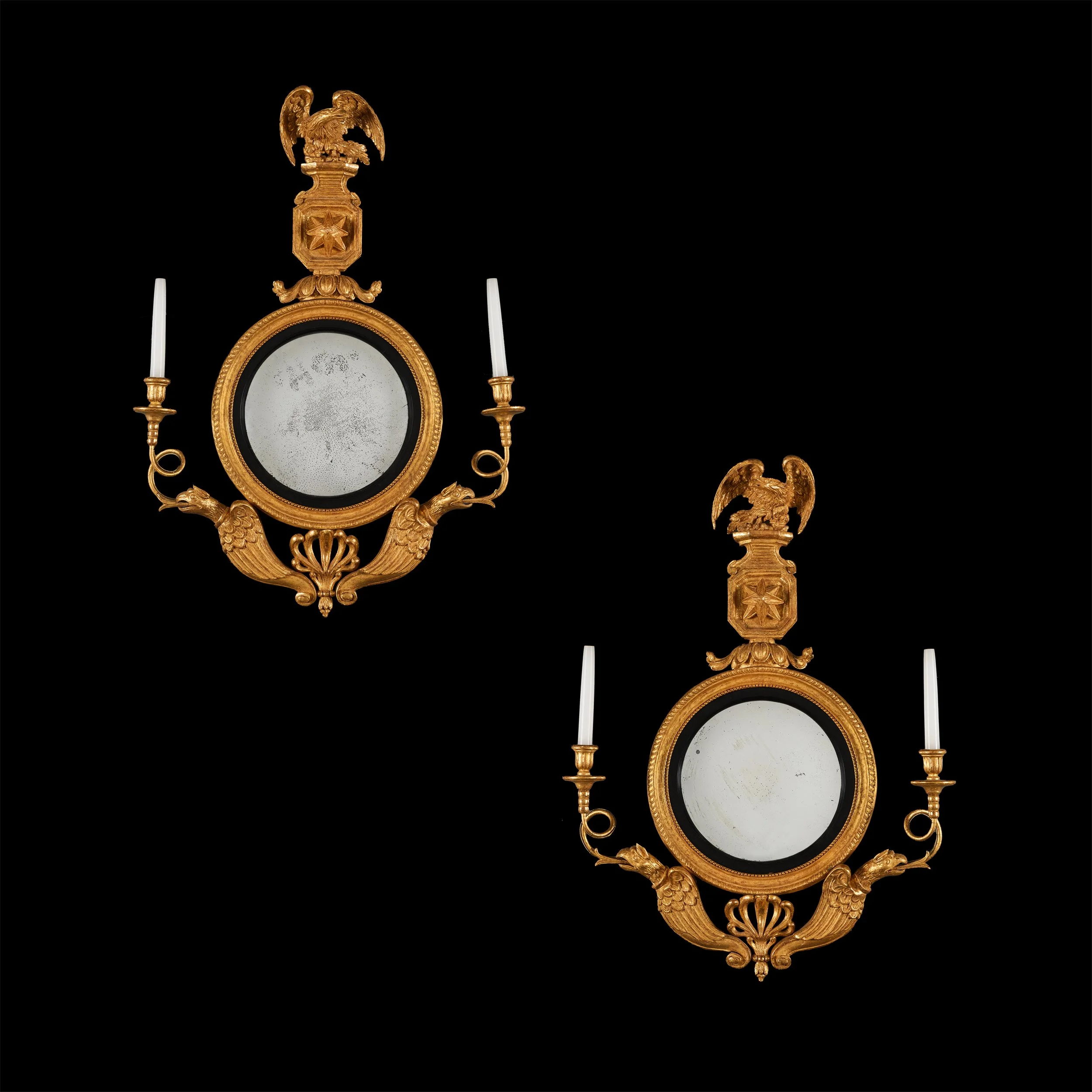 A PAIR OF REGENCY CONVEX GIRANDOLE MIRRORS