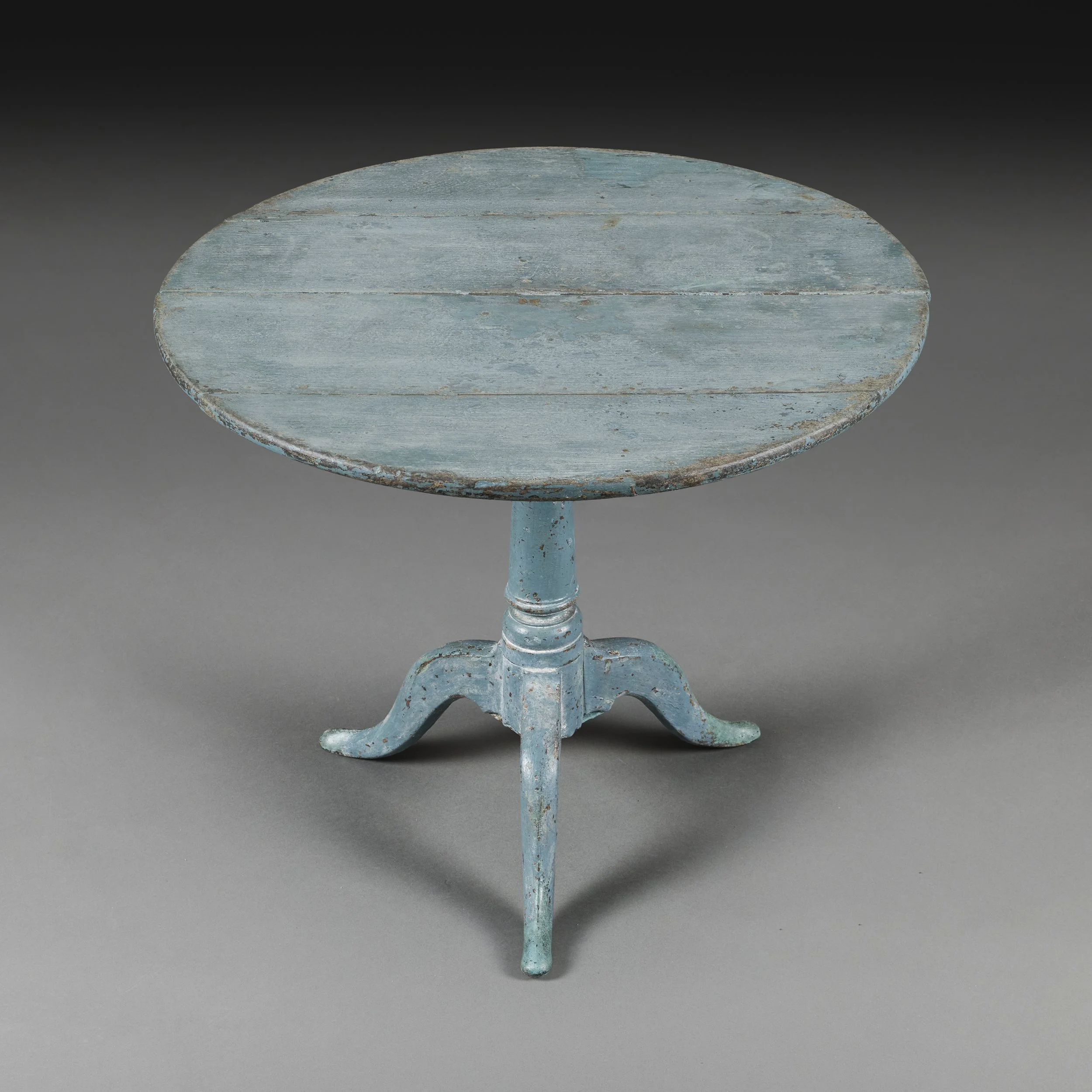AN 18TH CENTURY BLUE PAINTED OCCASIONAL TABLE