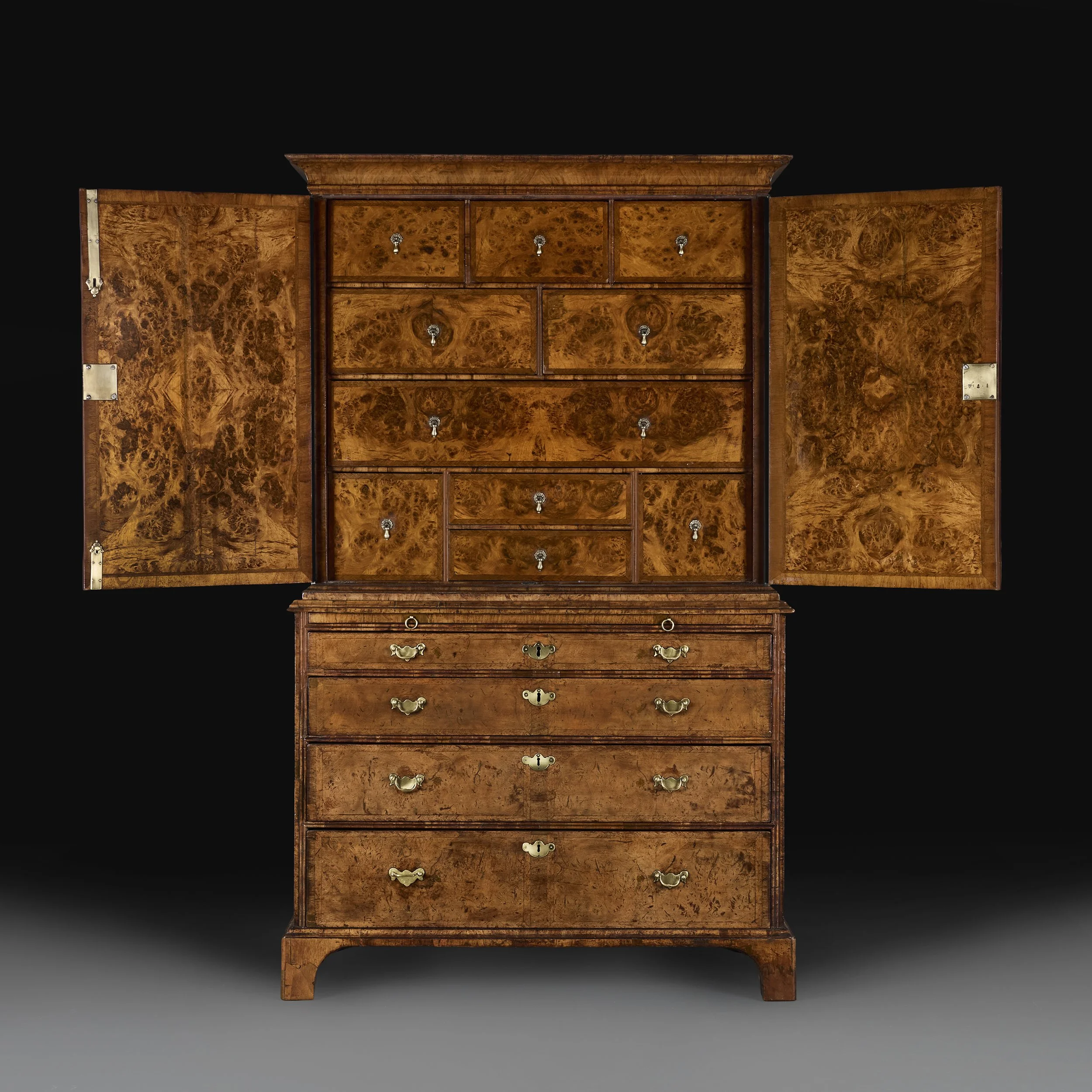 AN EARLY GEORGE I WALNUT SECRETAIRE CABINET