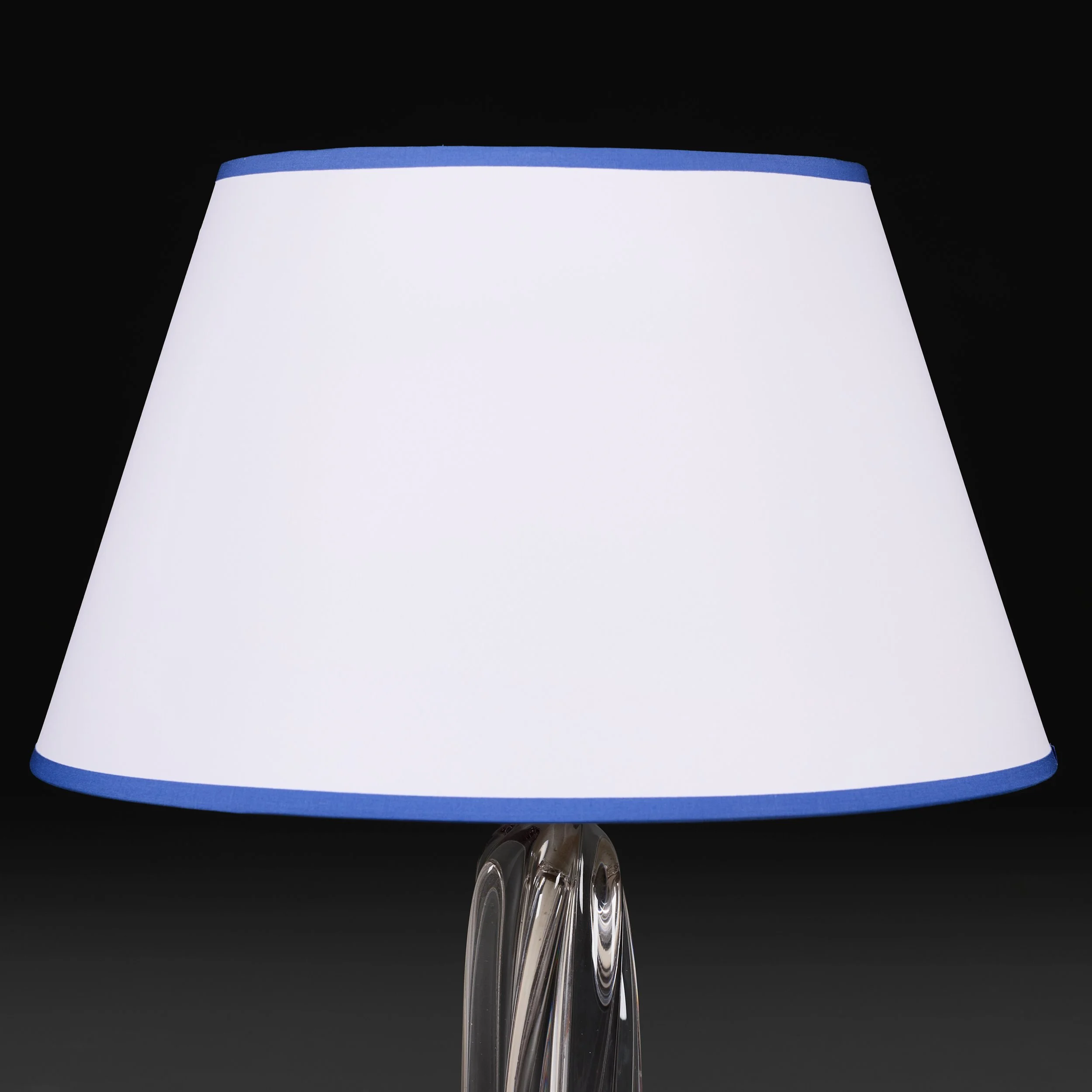 PEMBROKE LAMPSHADE, SNOW WHITE CARD