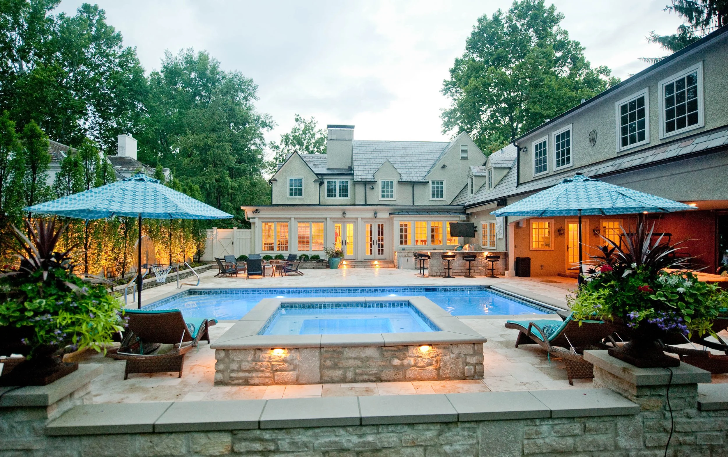 Bexley Ohio Landscape Designer Pool Garden (7).jpg