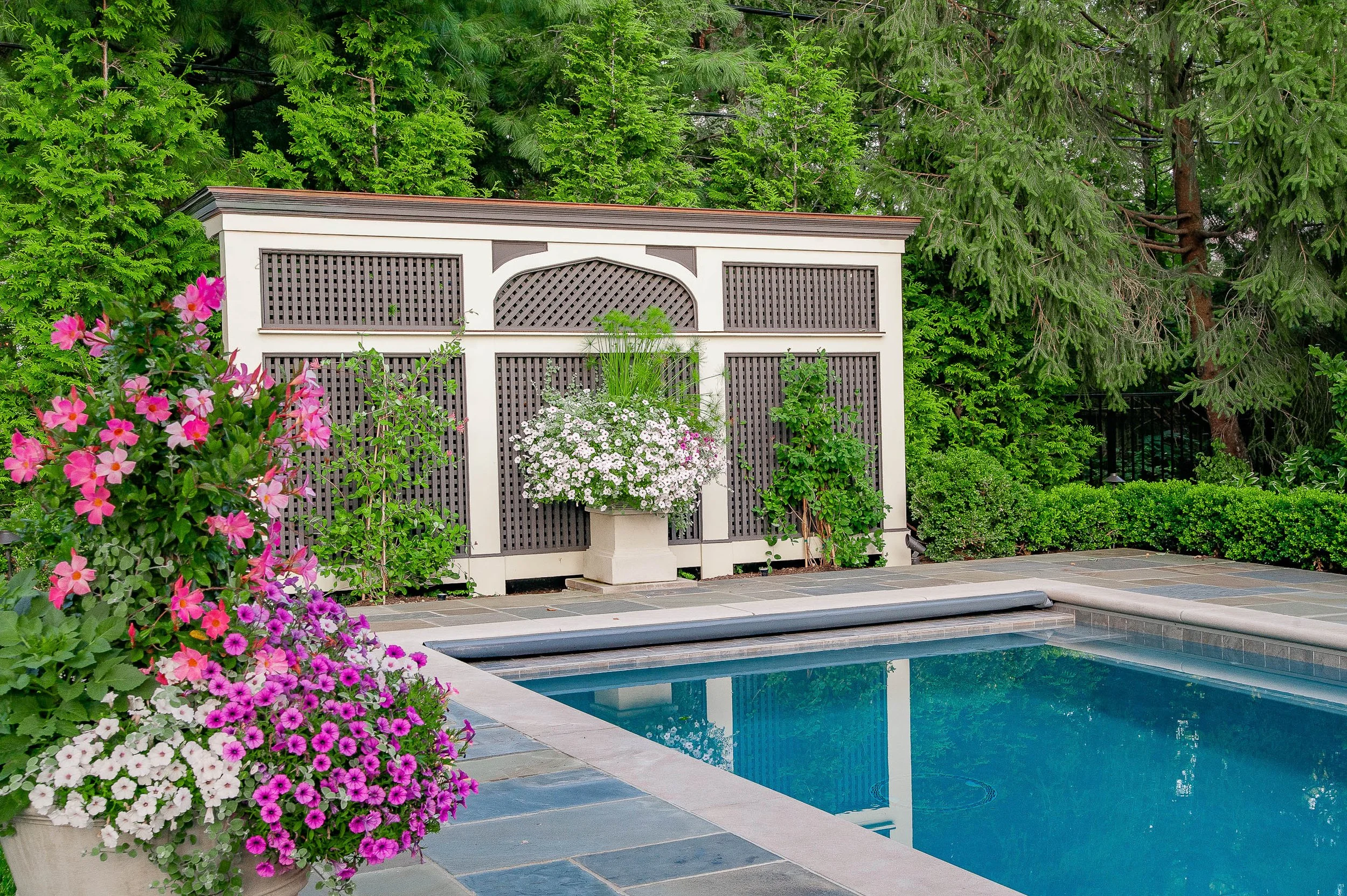 Bexley Ohio Landscape design pool architecture (22)-15.jpg