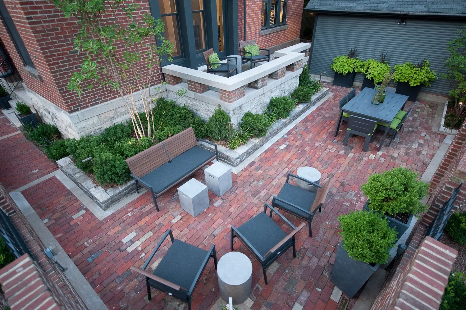 Urban courtyard with custom landscape design