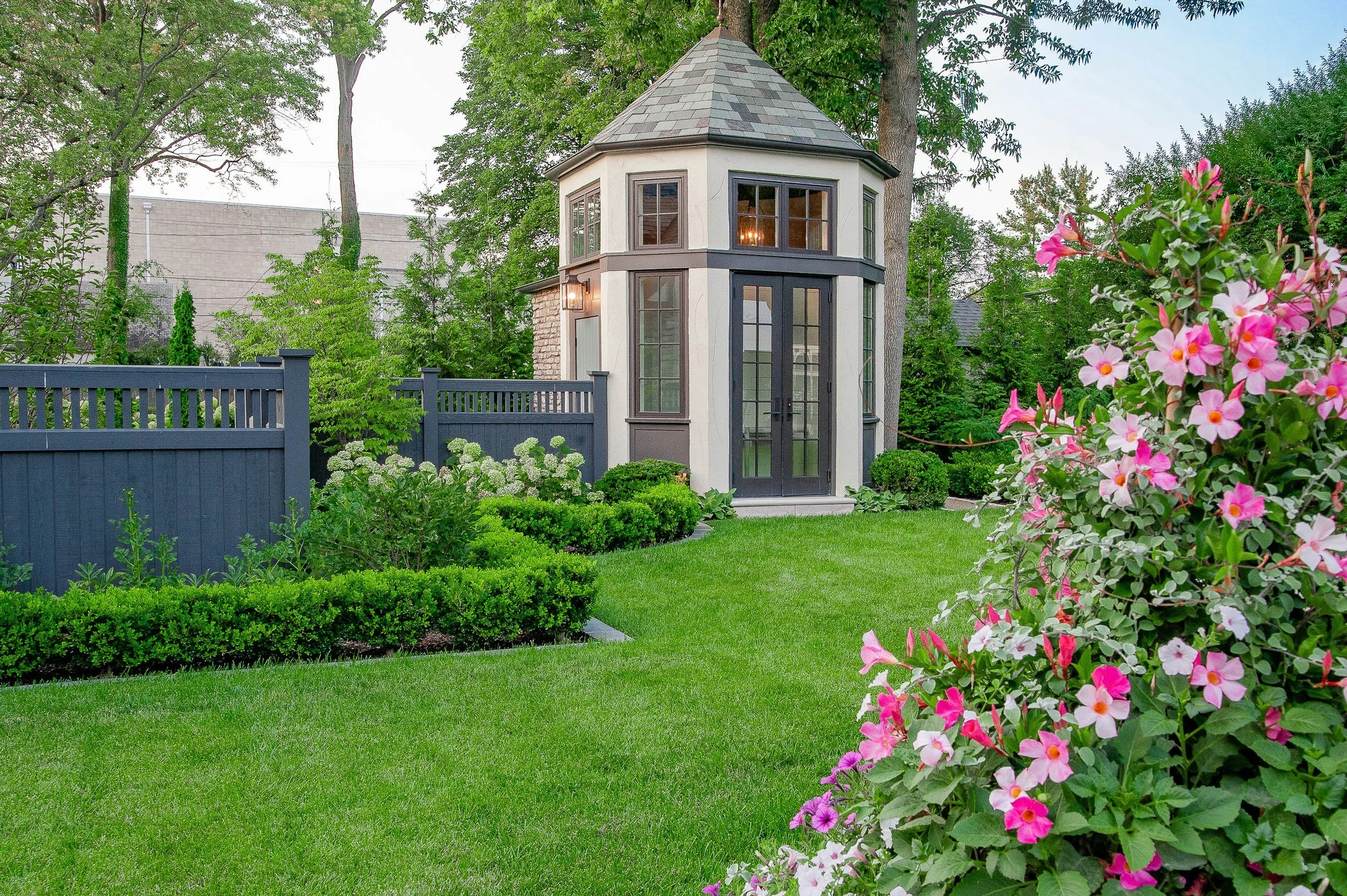 Bexley Ohio Landscape design pool architecture (21)-14.jpg