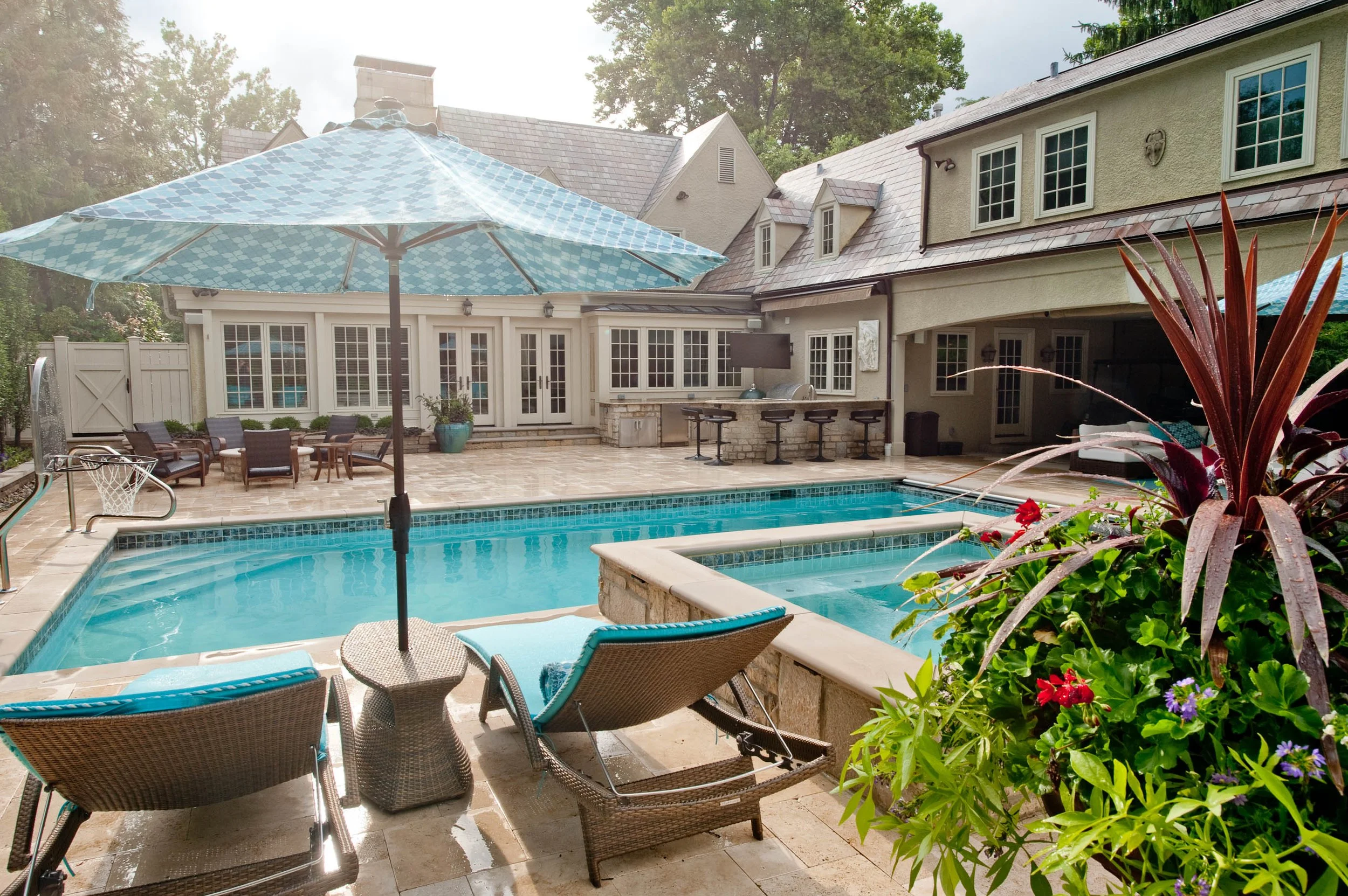 Bexley Ohio Landscape Designer Pool Garden (5).jpg