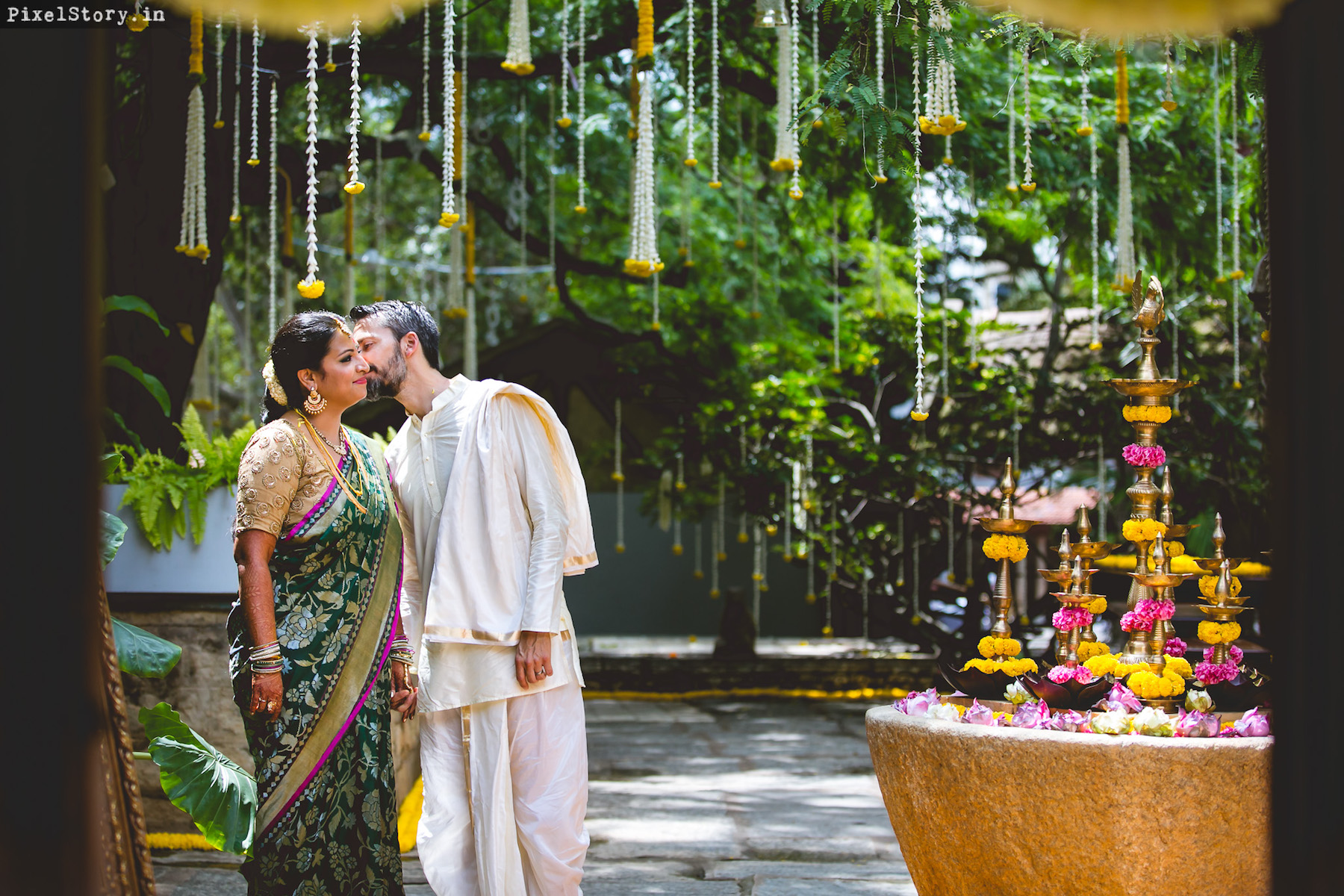 0010-PixelStoryIn-AnjanaNiell-Tamarind-Tree-Wedding-T-438.jpg