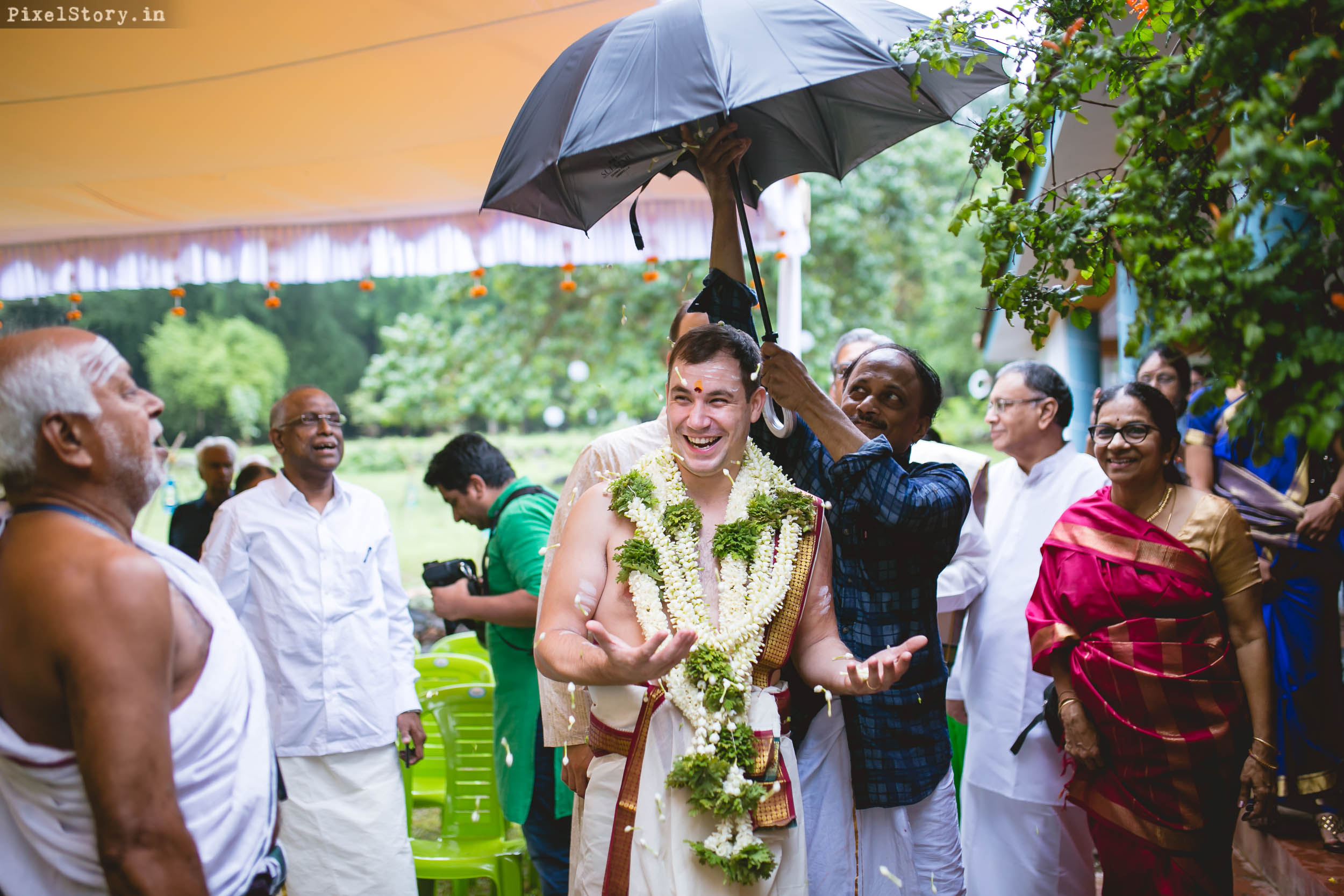 PixelStory-Jungle-Wedding-Photographer-Masinagudi-Indo-French028.jpg