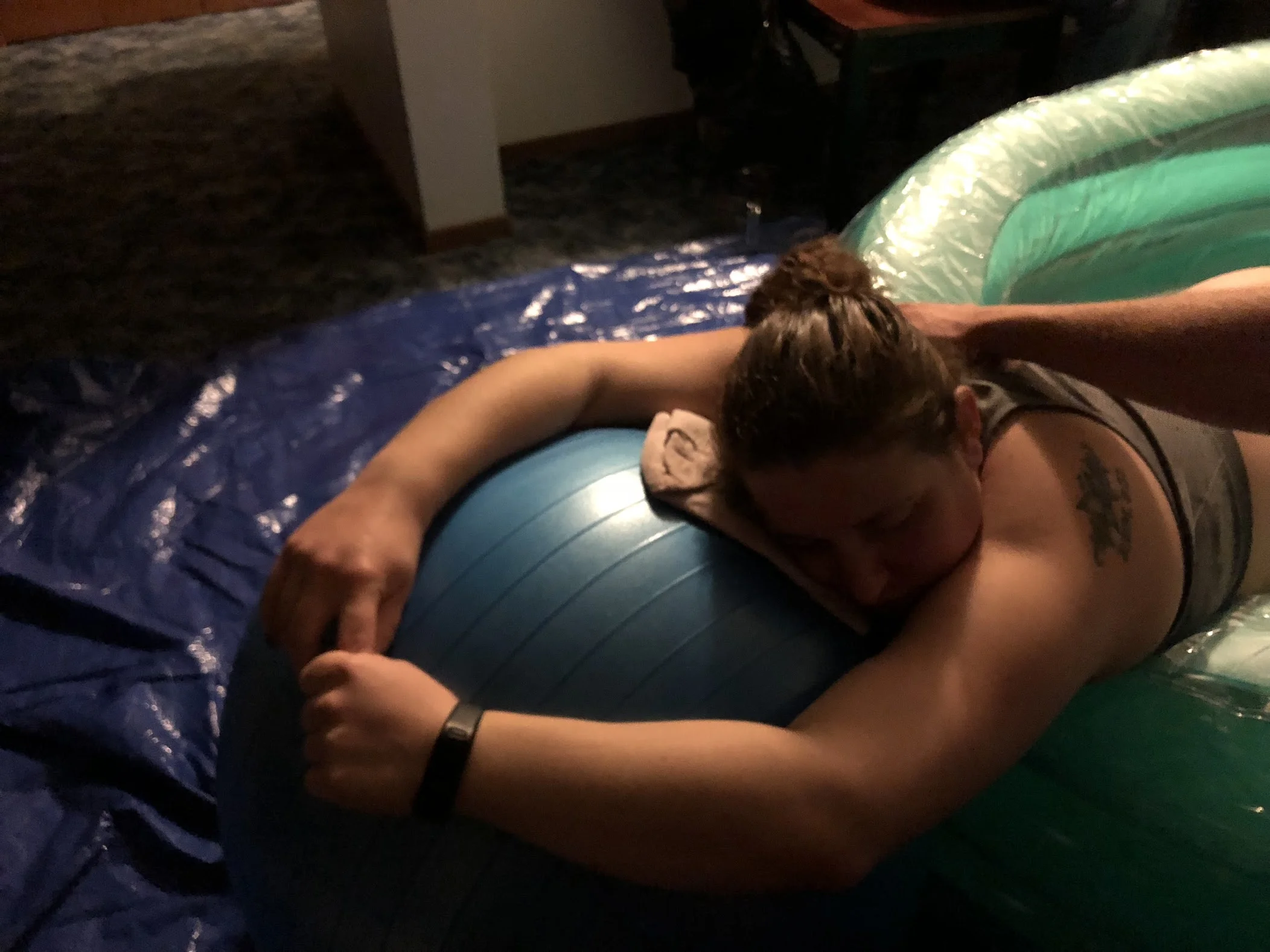 Woman-Laboring-During-Birth-At-Redding-Midwifery-Group