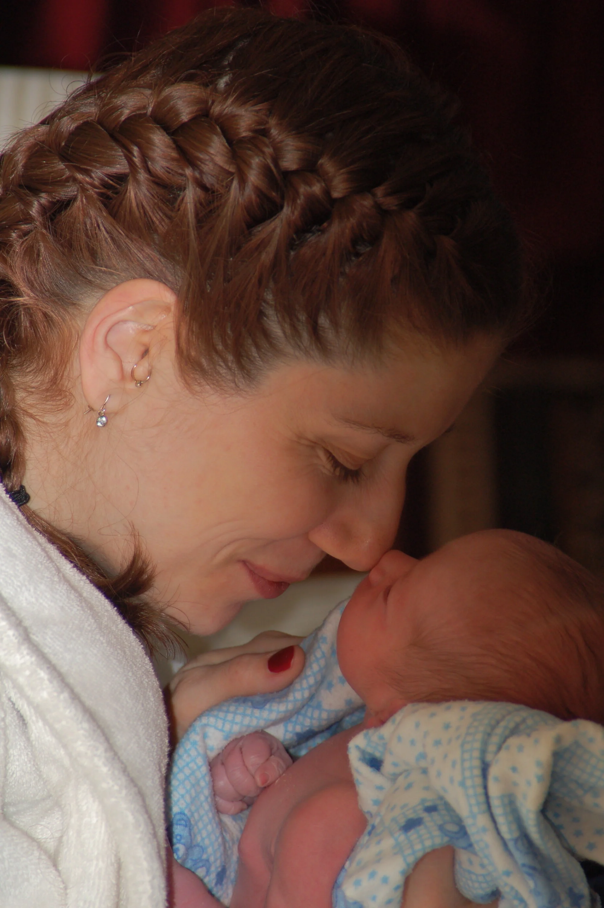 Midwife-Naomi-Bjorgan-LM-After-The-Birth-Of-Her-Own-Son