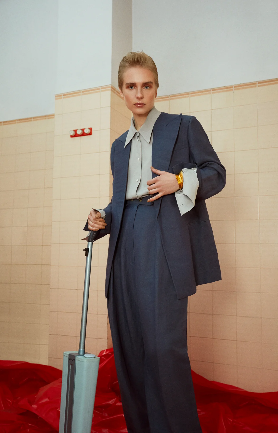VOGUE_PT0518_05.jpg