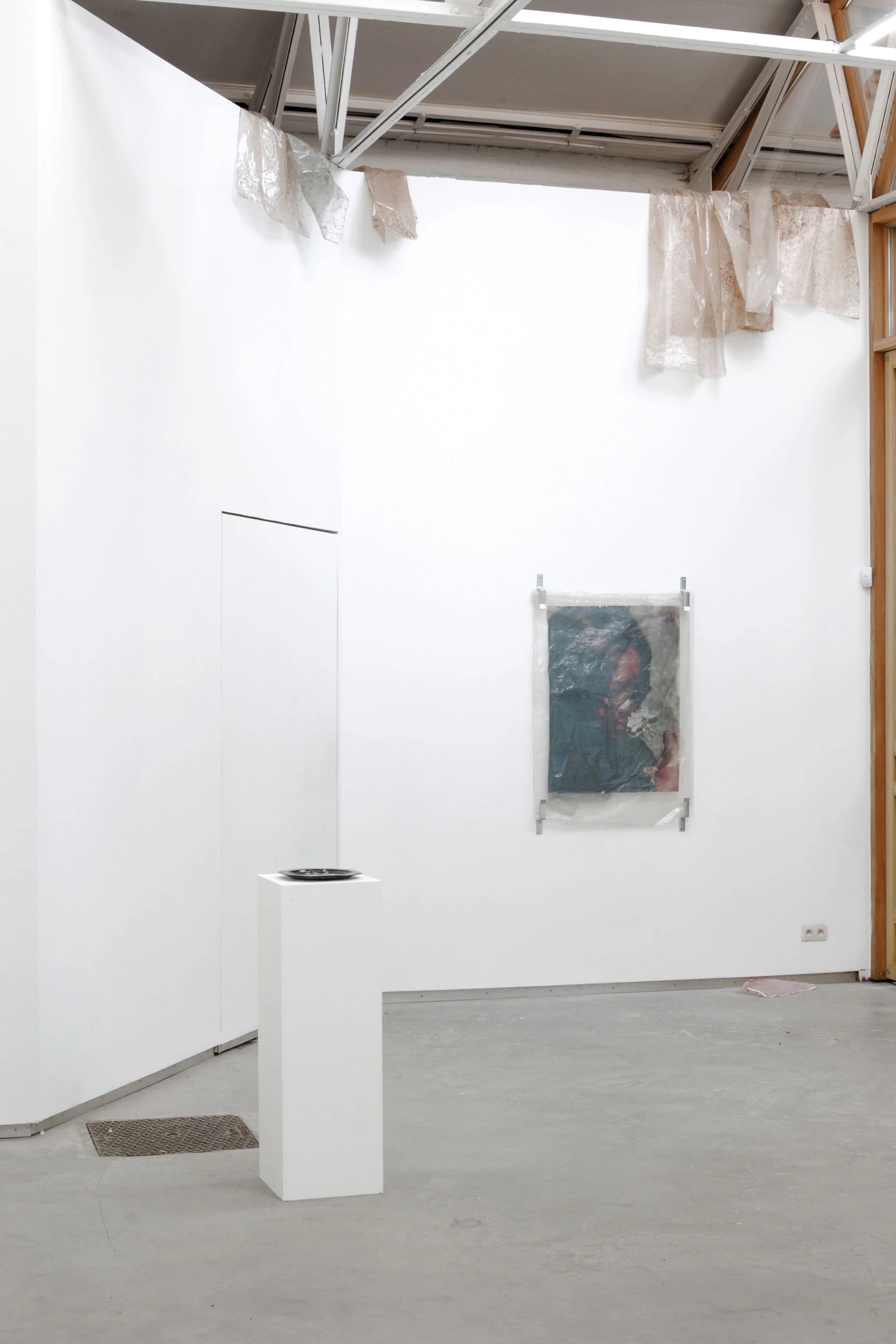 Valérie-Snobeck_Catherine-Bastide_2013_exhibition_Brussels_7.jpg