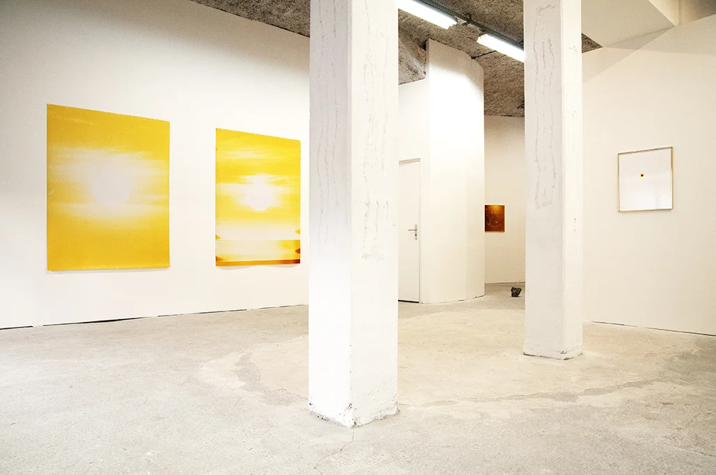 Sébastien Reuzé, Rising Sunset , exhibition view, Catherine Bastide projects, Marseille, 2017