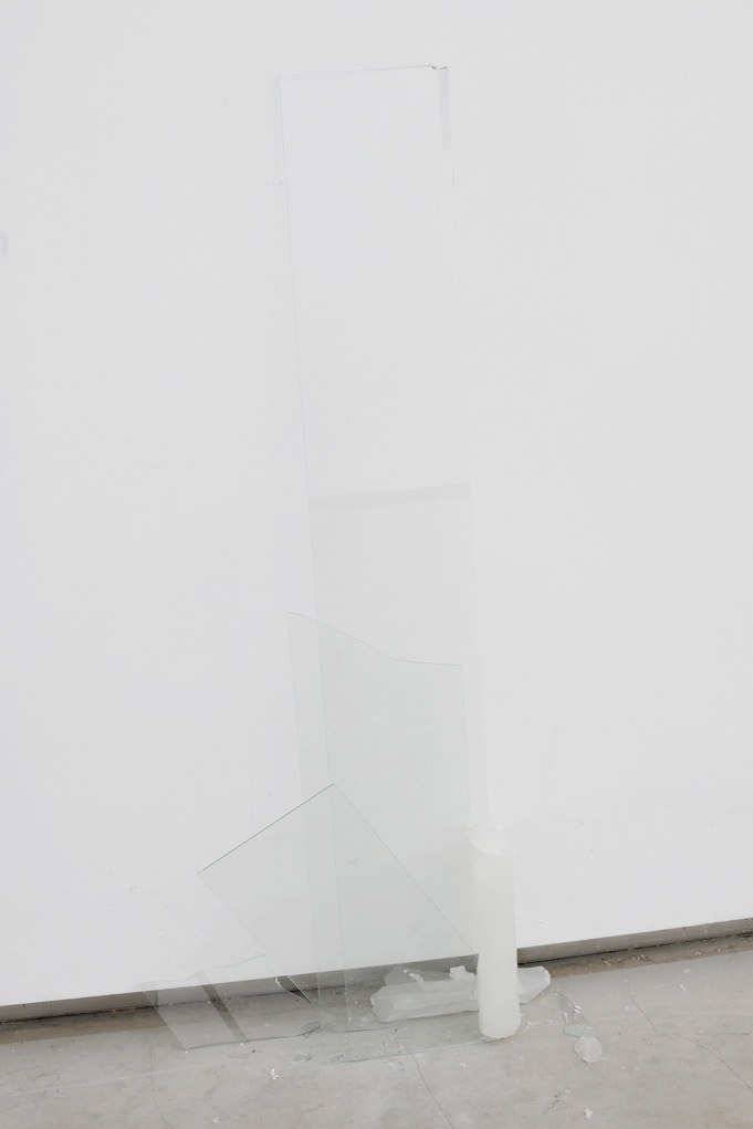 Manuel Burgener, Untitled , 2012, glass and paraphine, 98,5 x 48 x 27 cm