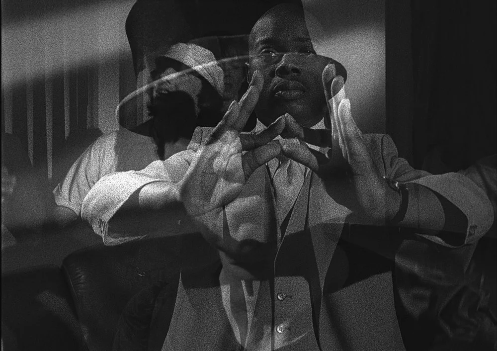Catherine Sullivan, The Chittendens , 2005, 6 channel video installation transferred from 16mm film 2/4', Black & White/Colour, sound (16mm film stills)