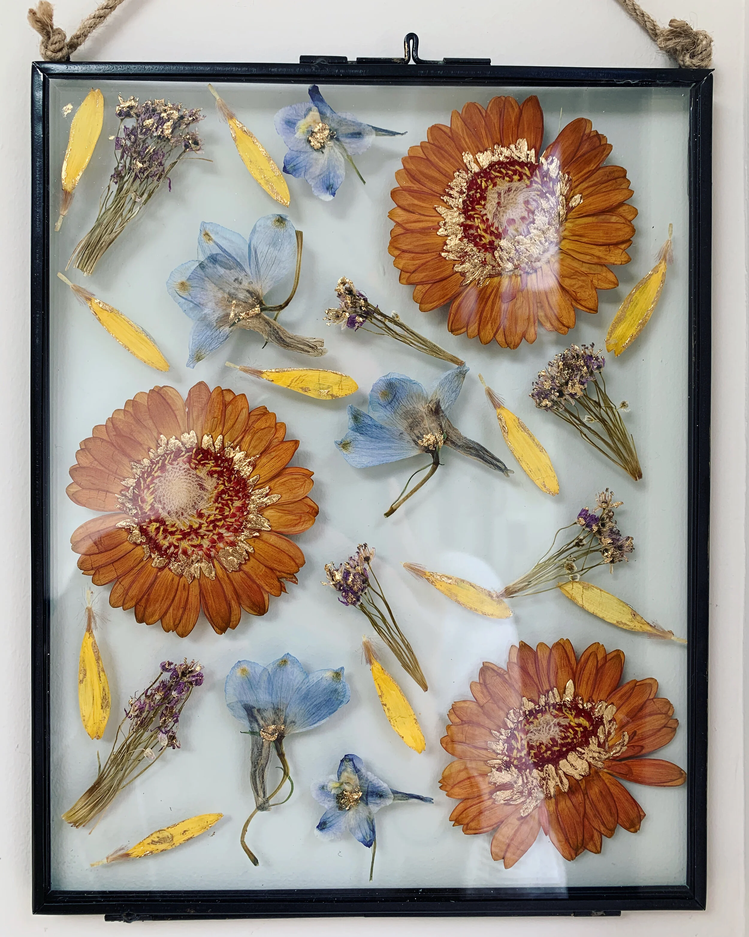 Gilded Pressed Flower Frame XXXXVI