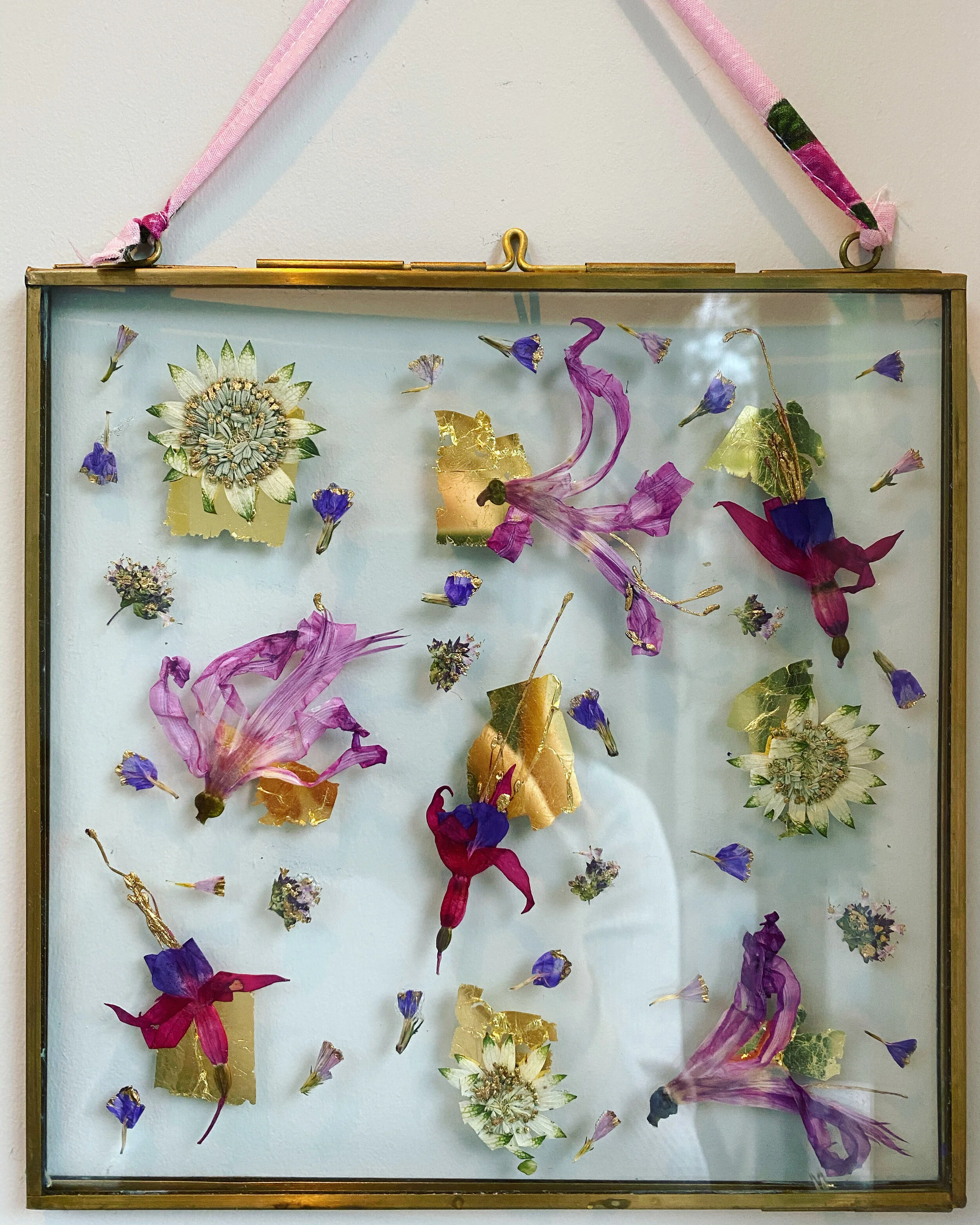 Gilded Pressed Flower Frame LXXXVII