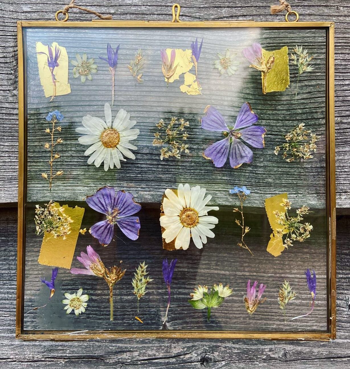 ✨Gilded Pressed Flower Frame LXXXX✨First market in a while tomorrow! I&rsquo;ll be back @salusburysundaymarket from 10-2 tomorrow. I&rsquo;ll be bringing some new works as well as my wrapping paper and notebooks. Can&rsquo;t wait to be back with fell