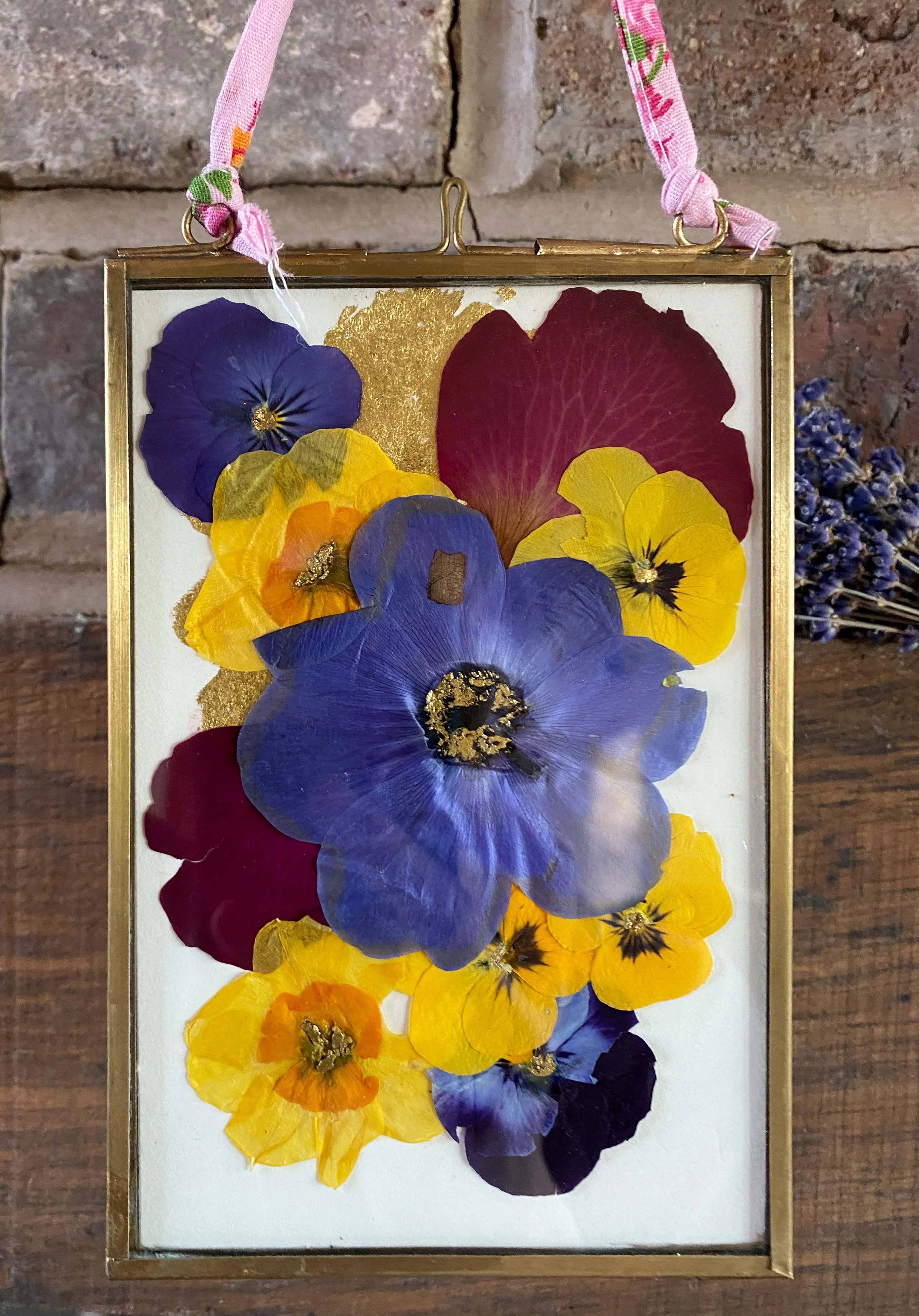Gilded Pressed Flower Frame 2022 I