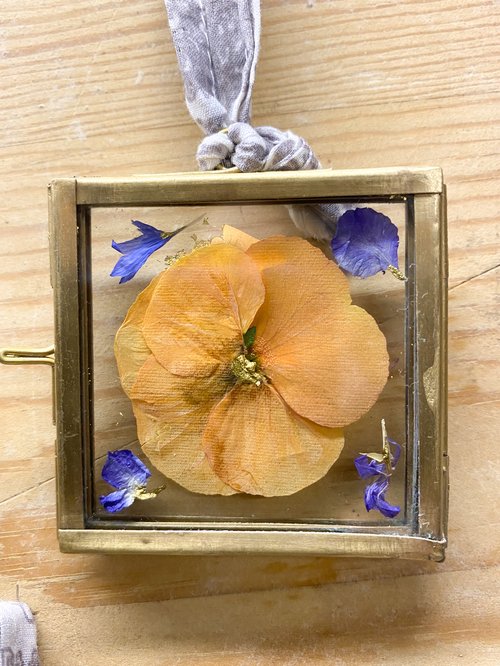 Mini Pressed Flower Frame - Square — Elsker Creations