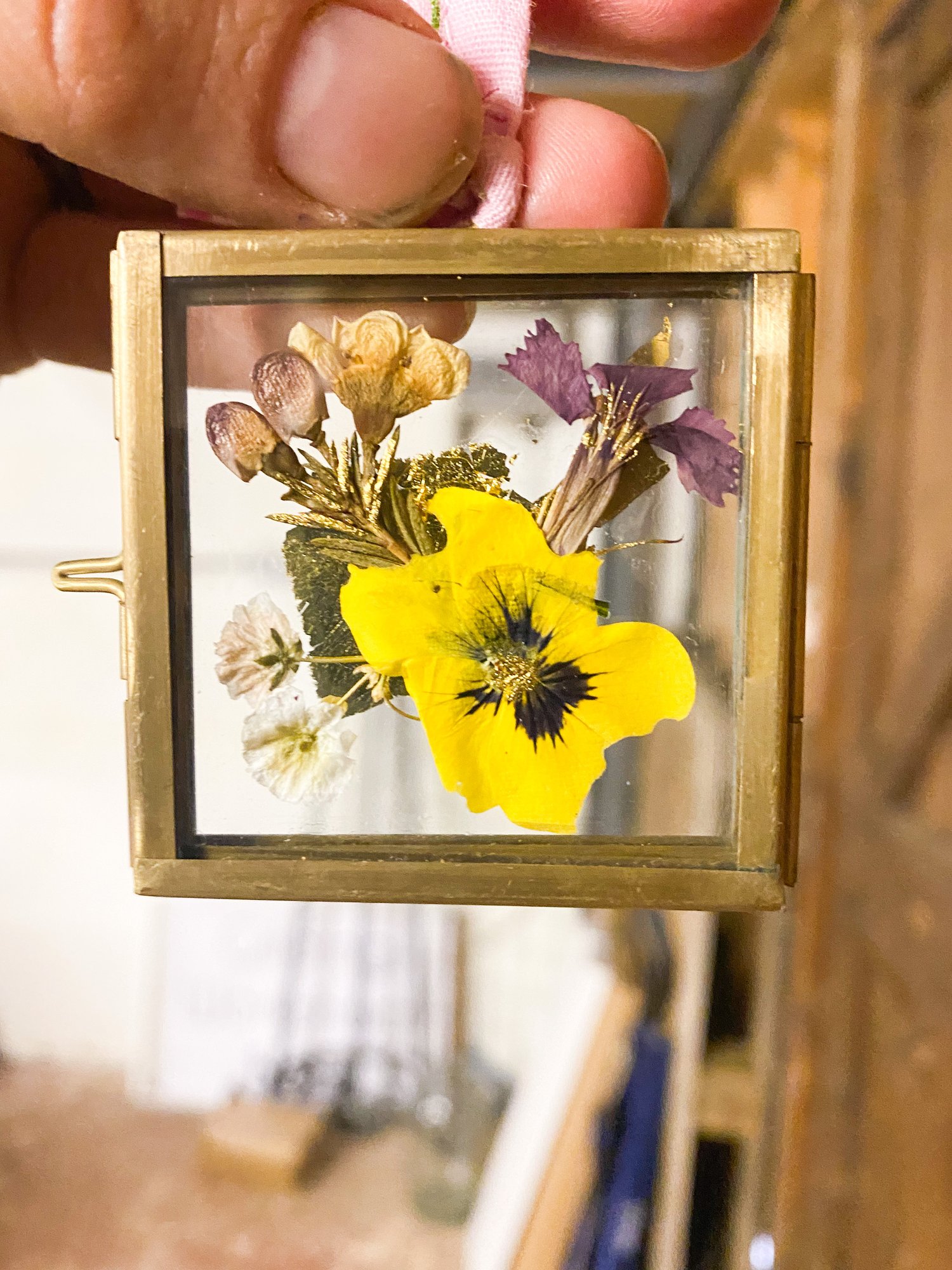 How to Make Pressed Flower Frames - Good Enough And Stuff
