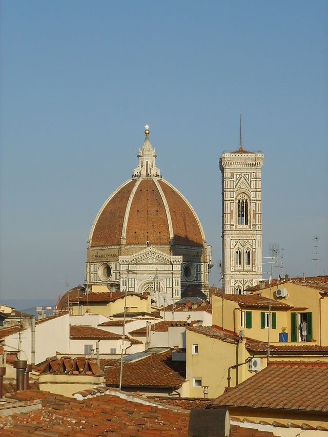 640px-Duomo_di_firenze,_view.jpg