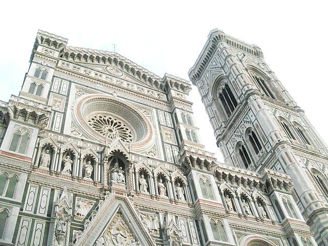 Duomo_di_Firenze_-_Firenze,_Italia_-_panoramio.jpg