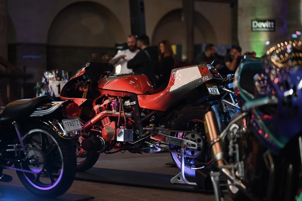 Worship_Craig_Stuart-46 Large.jpeg