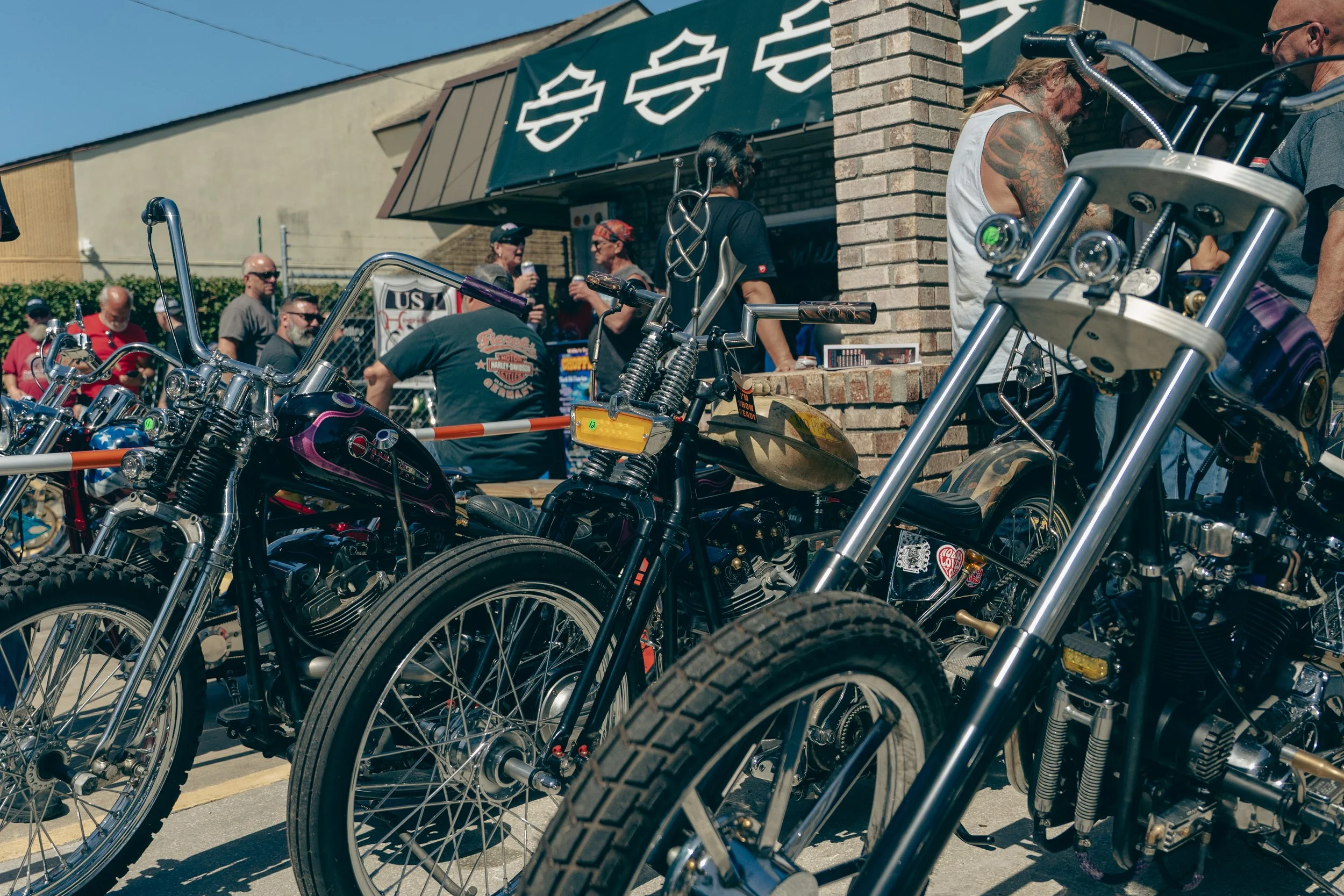 Willies tropical tattoos chopper time