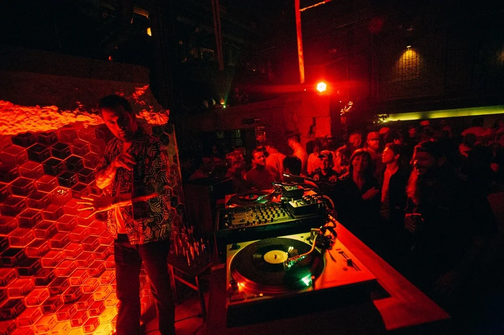 Record Hang Nashville — DicE Magazine