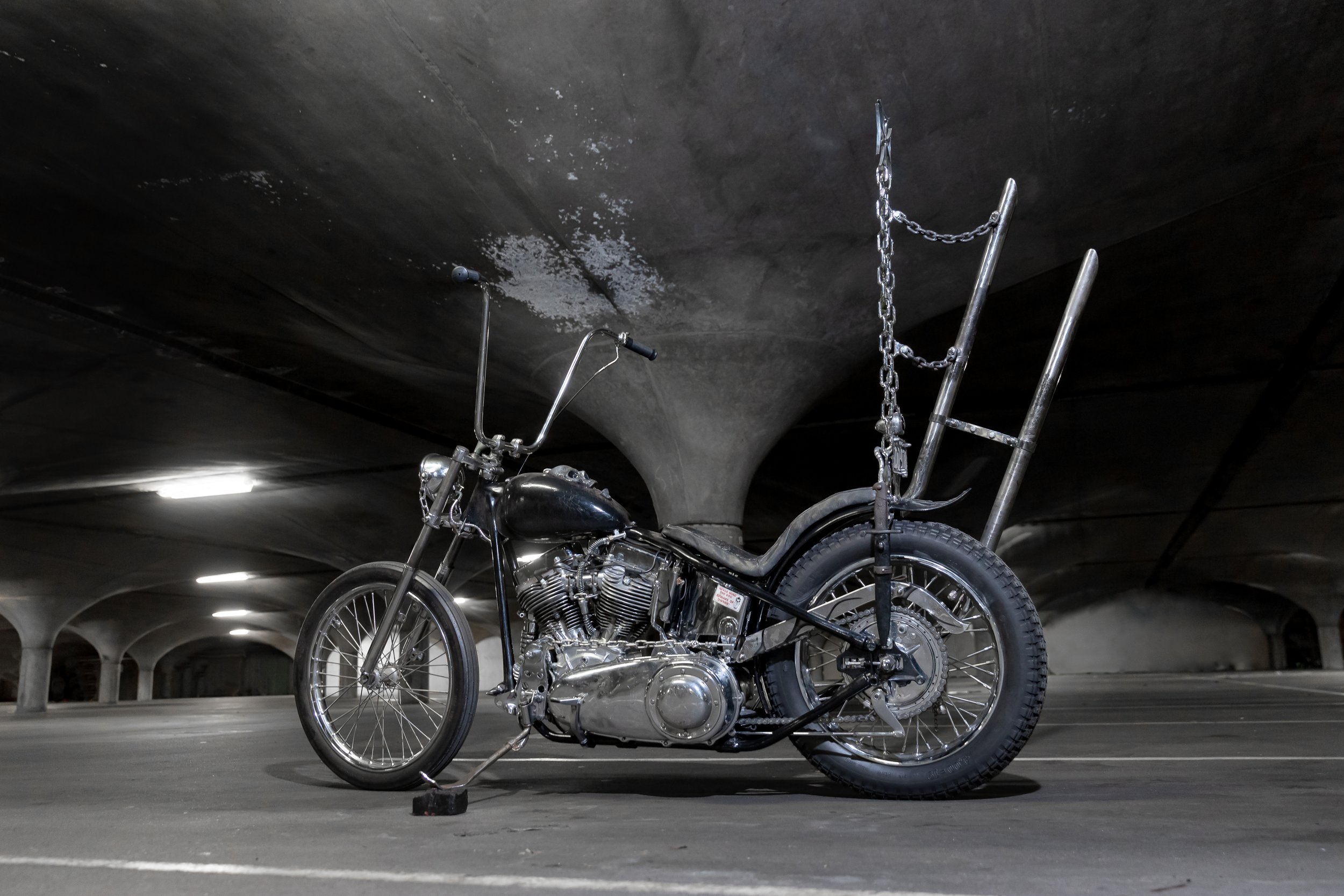 Harley-Davidson Panhead issue 90 dice magazine