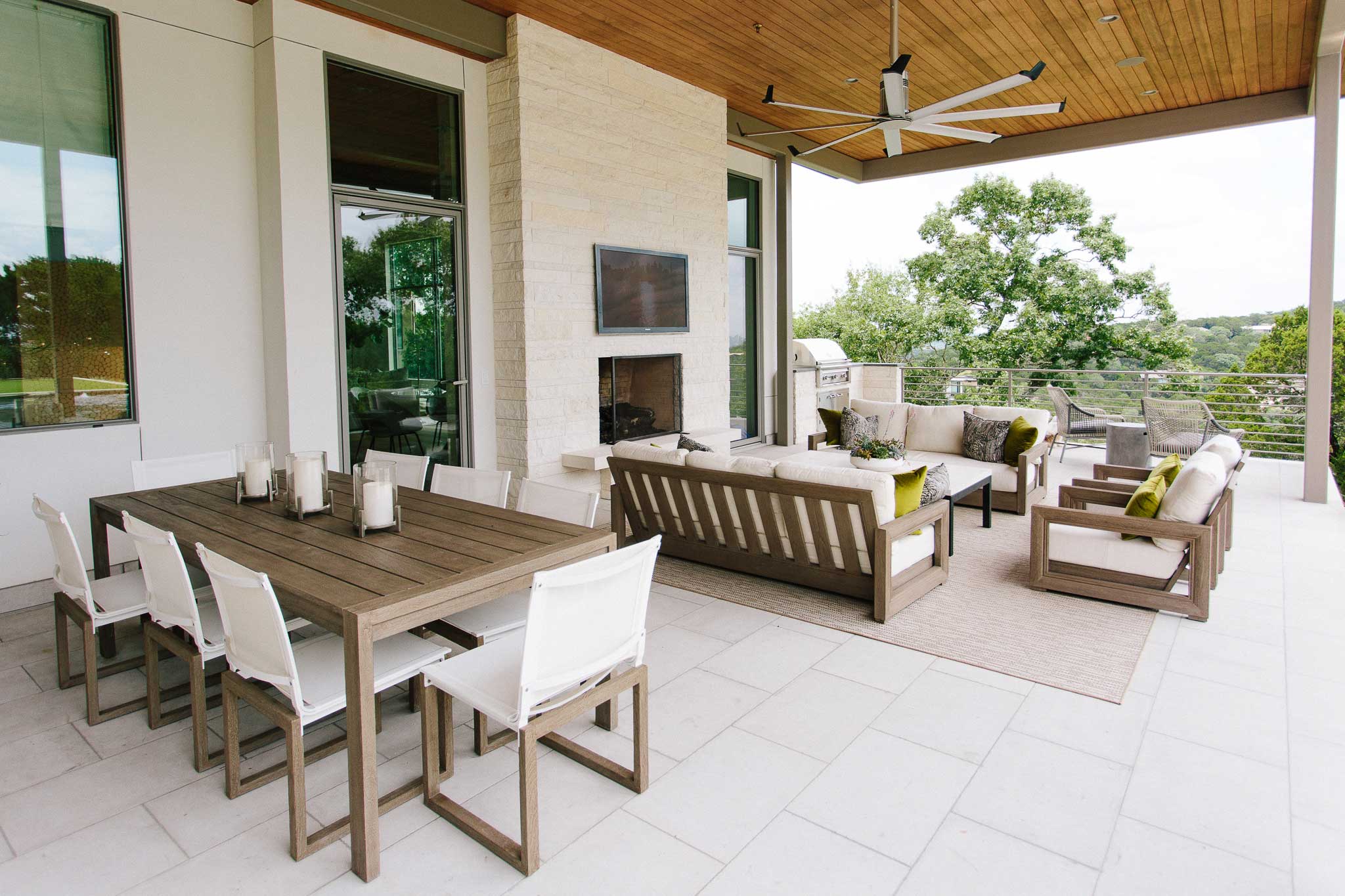 Outside, views of downtown Austin are the perfect backdrop for the pool area